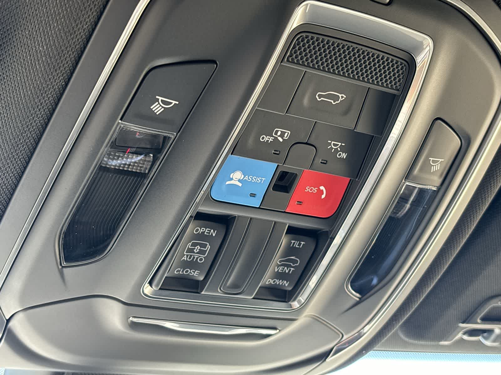 Thumbnail: 2025 Jeep Grand Cherokee - 25