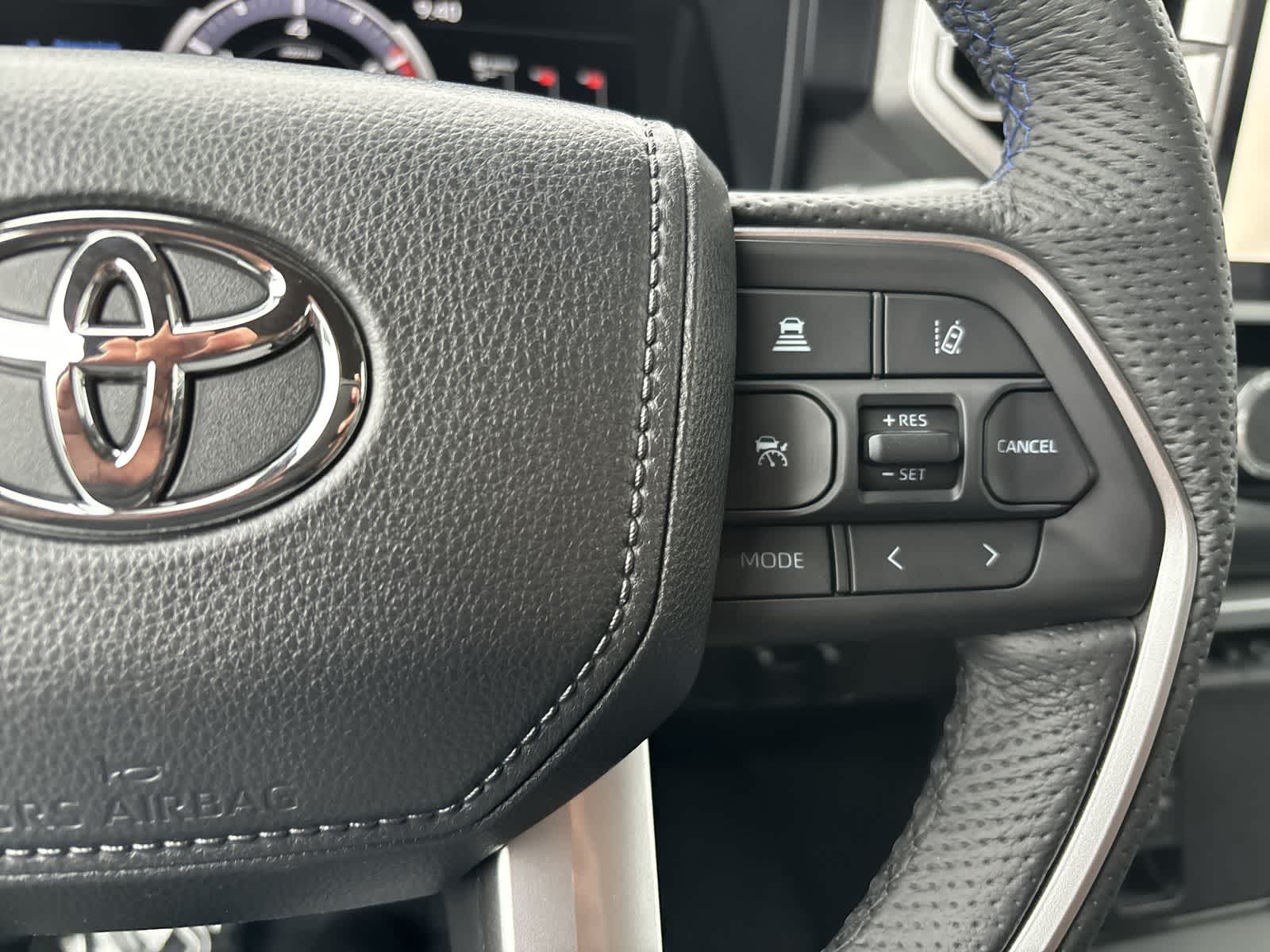 Thumbnail: 2025 Toyota Tundra - 13