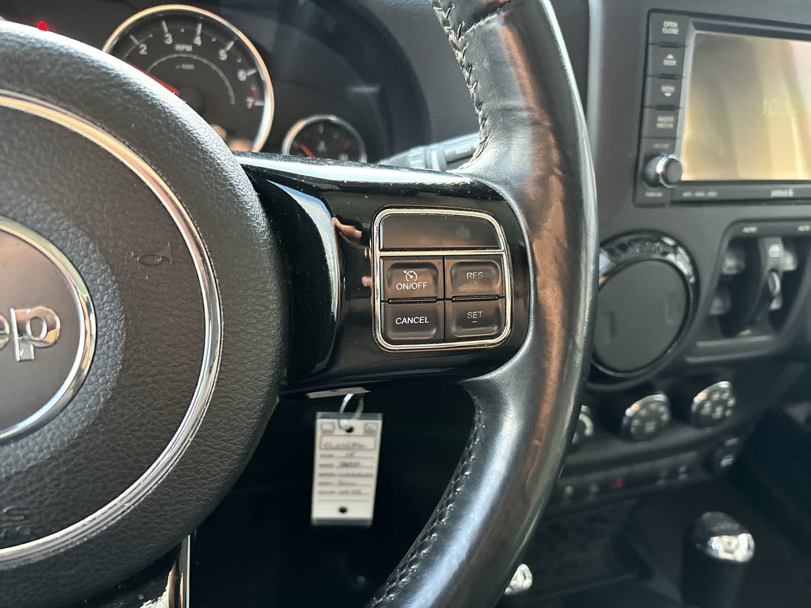 Thumbnail: 2014 Jeep Wrangler - 10