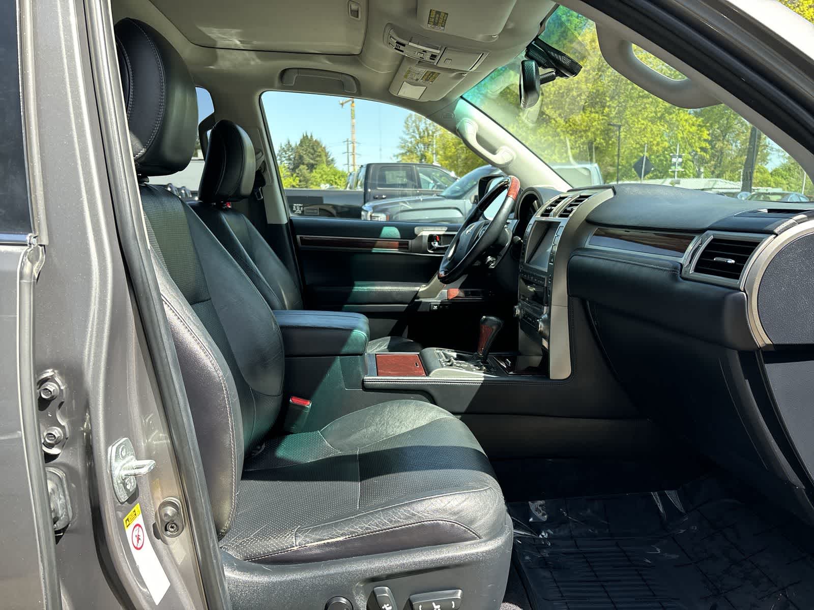 Thumbnail: 2014 Lexus GX - 6