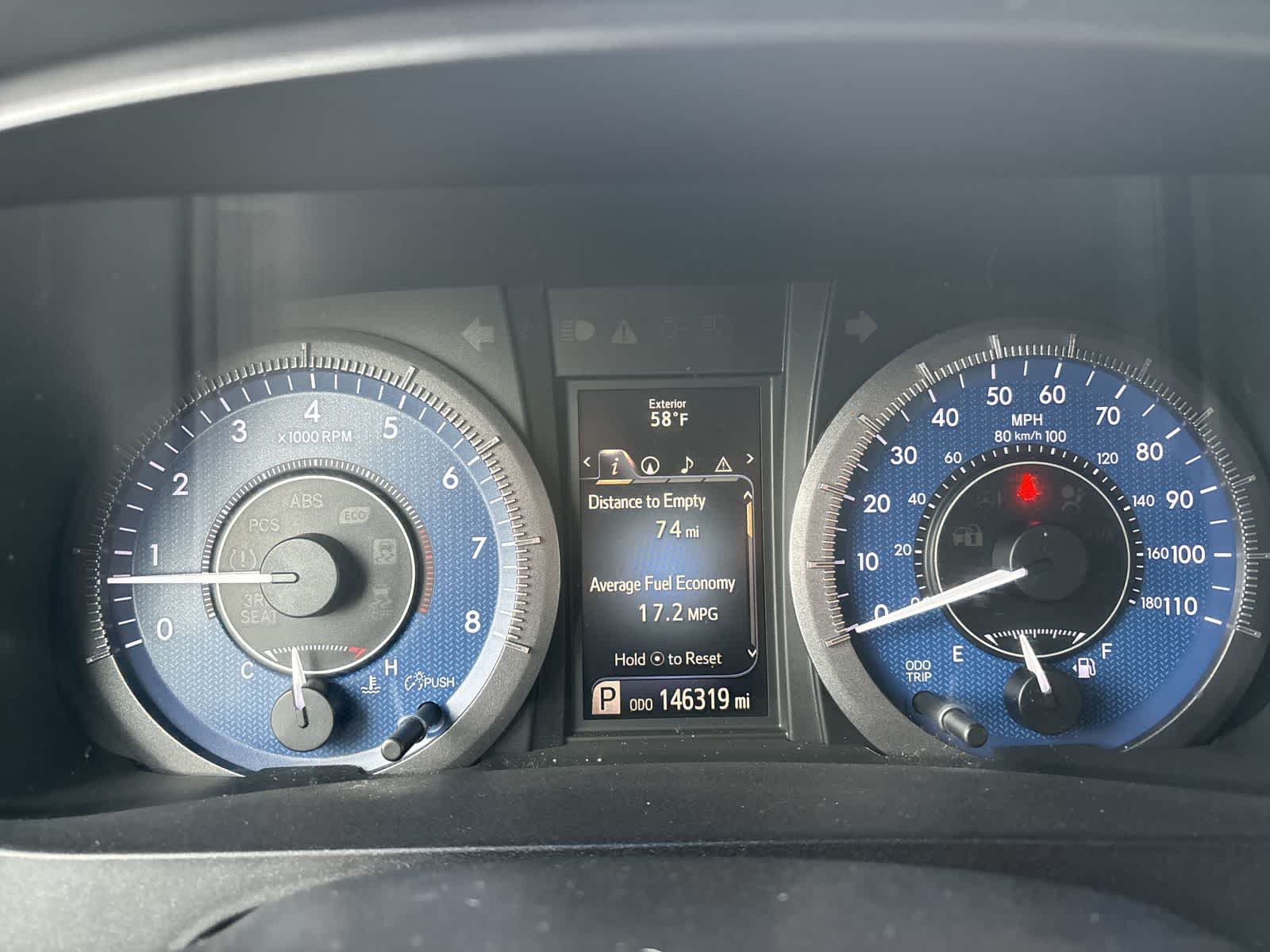 Thumbnail: 2015 Toyota Sienna - 10