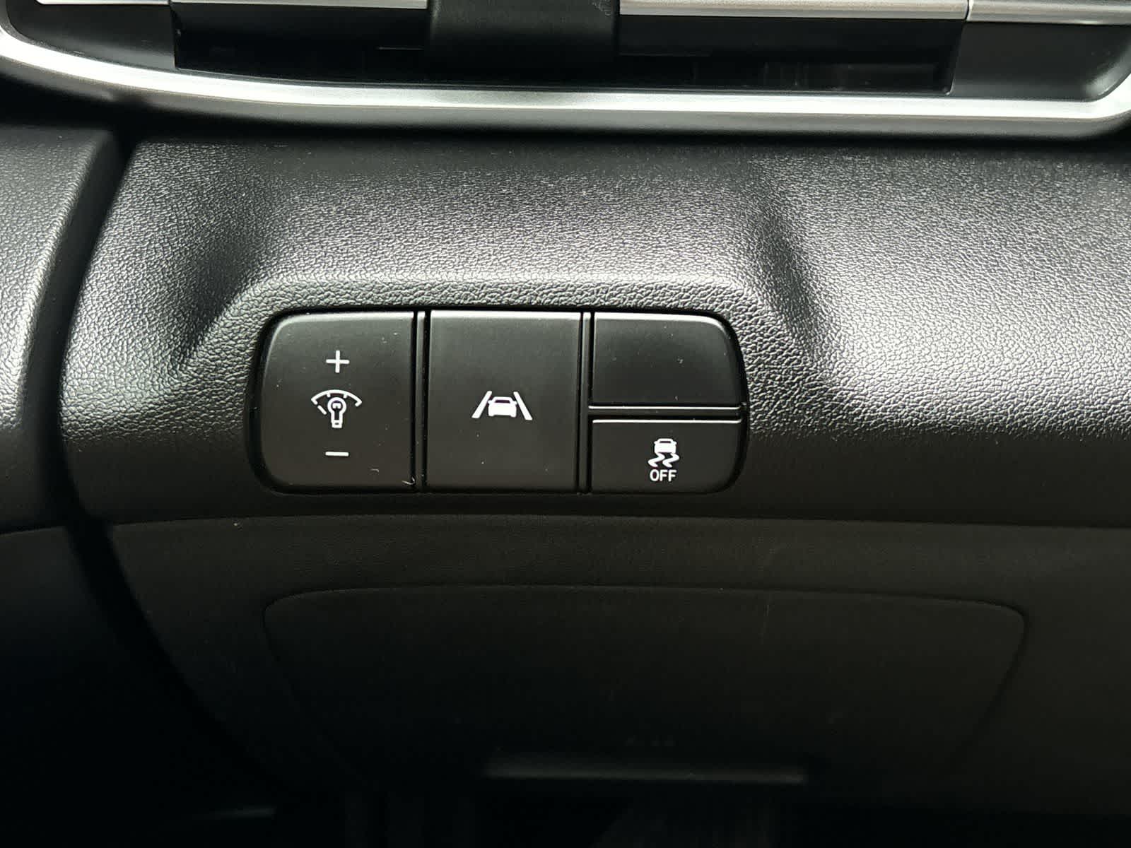 Thumbnail: 2021 Hyundai Elantra - 22