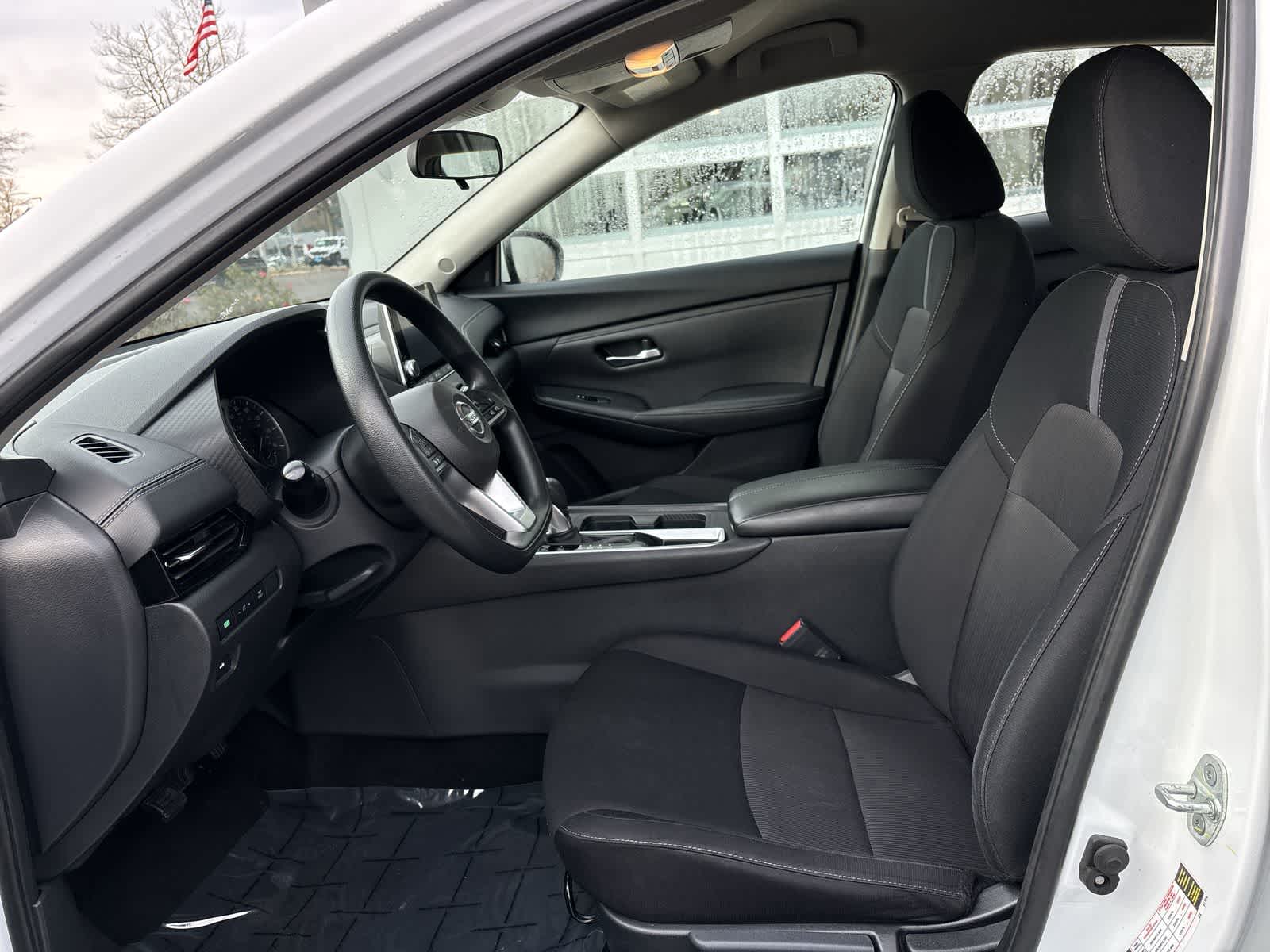 Thumbnail: 2023 Nissan Sentra - 7