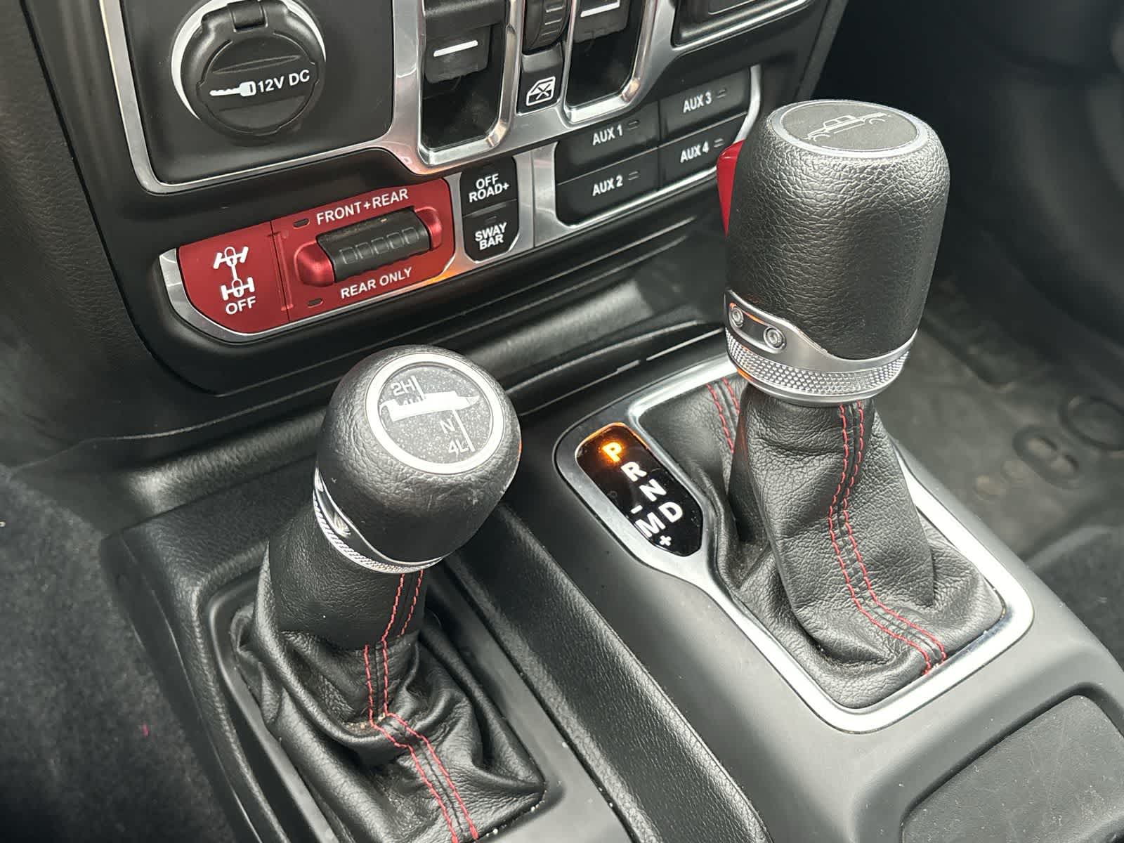 Thumbnail: 2021 Jeep Gladiator - 25