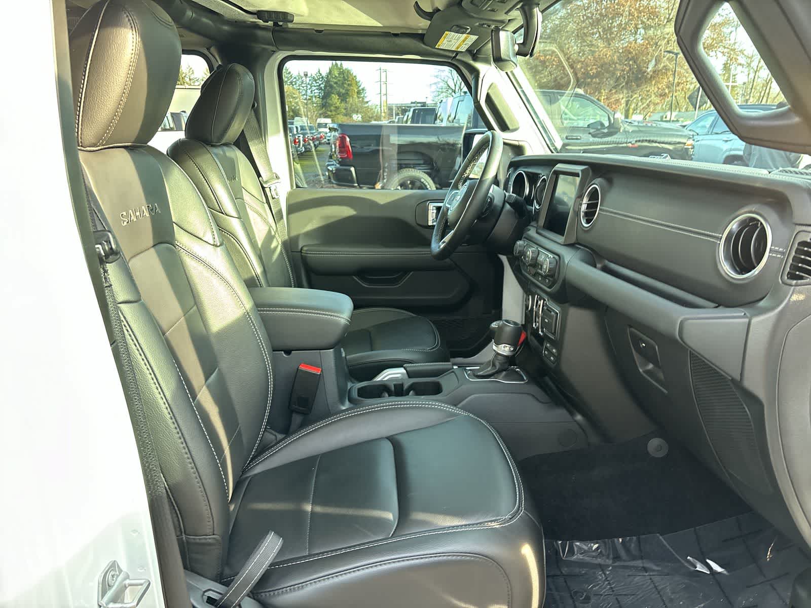 Thumbnail: 2023 Jeep Wrangler - 6