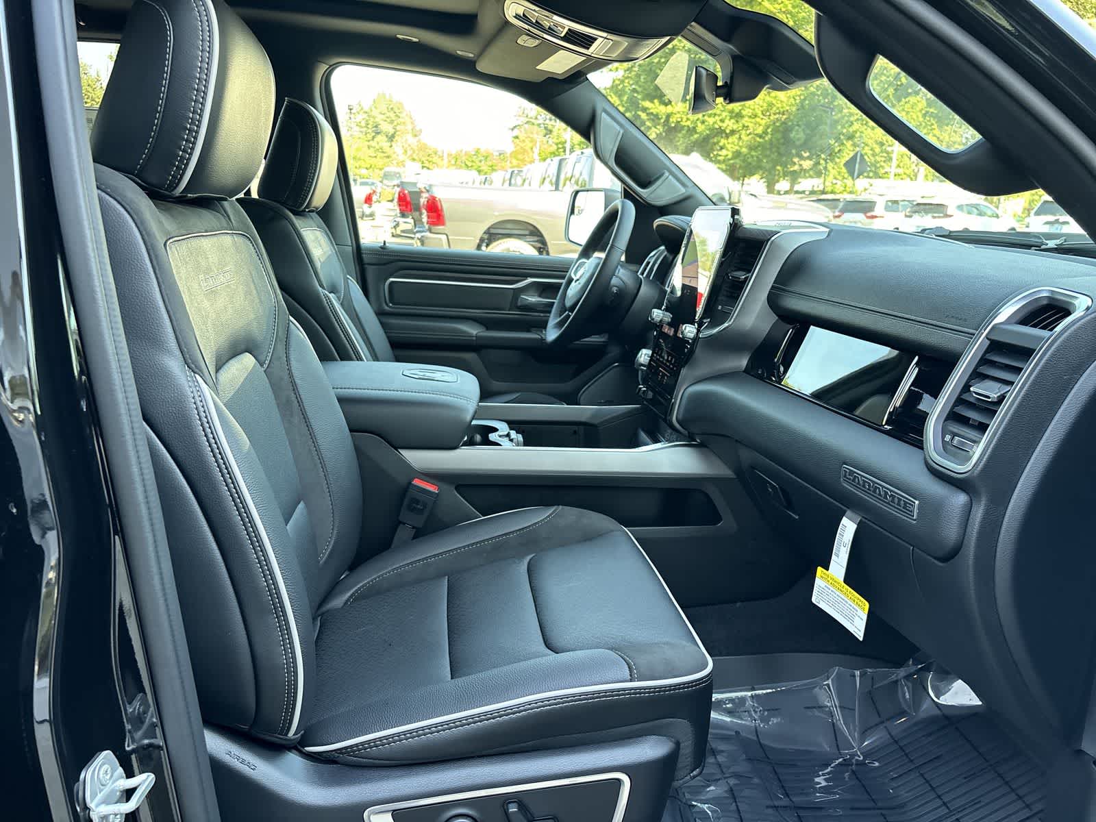 Thumbnail: 2026 RAM 1500 - 5