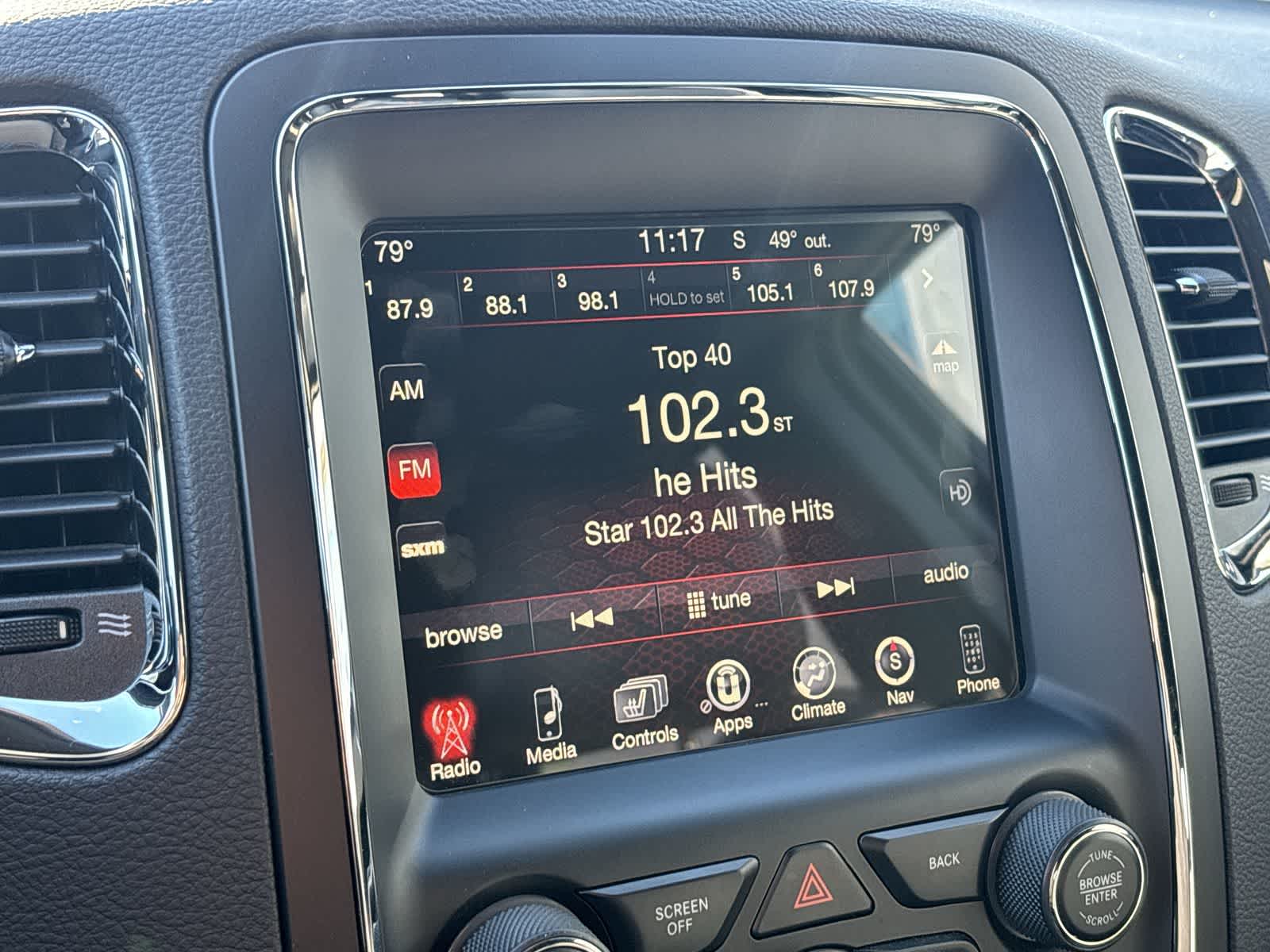 Thumbnail: 2017 Dodge Durango - 15