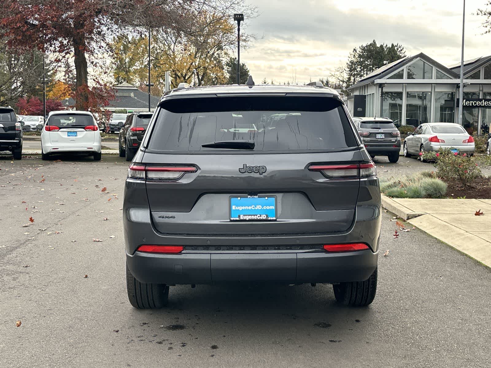 Thumbnail: 2025 Jeep Grand Cherokee L - 4