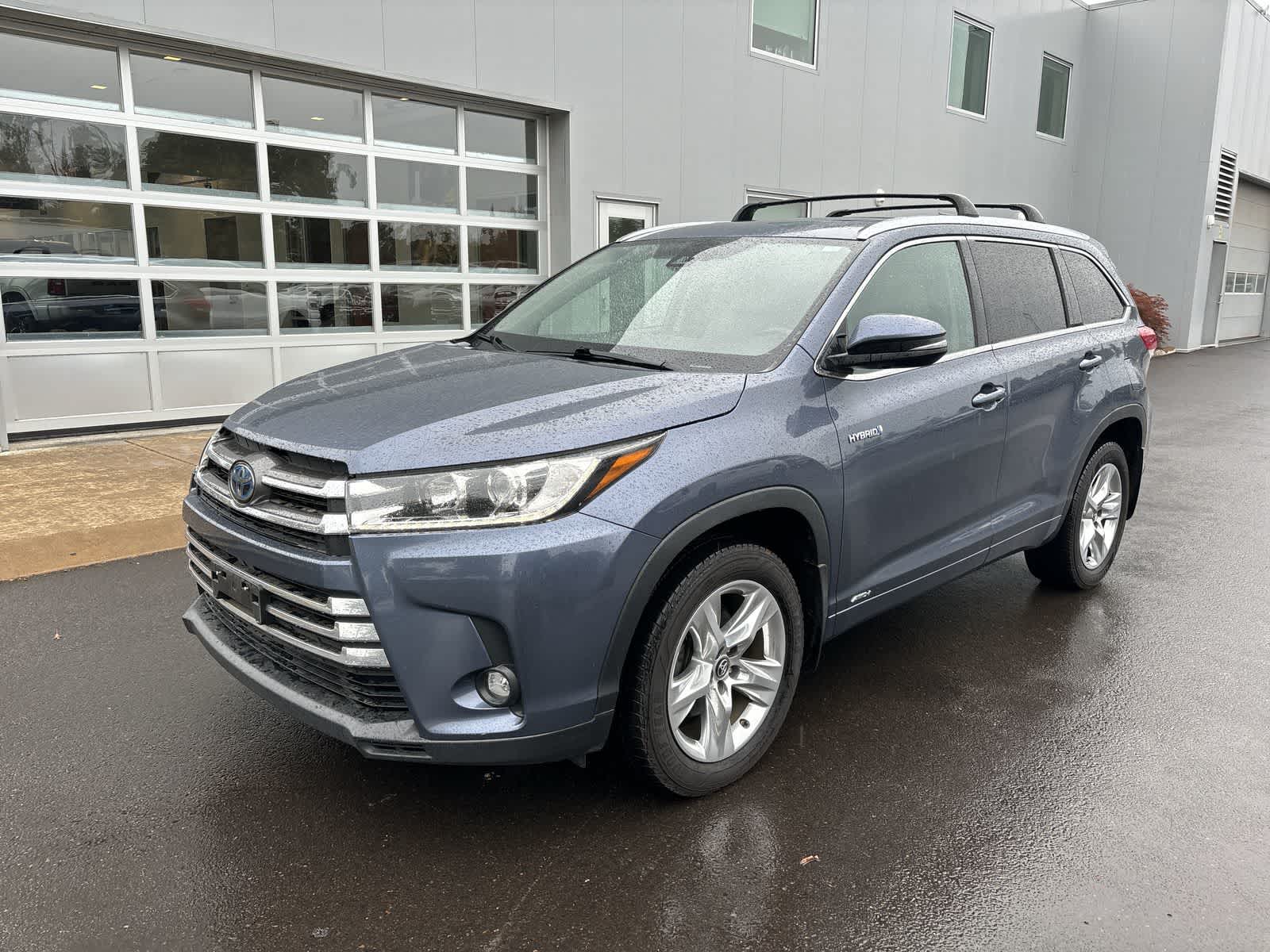 Thumbnail: 2019 Toyota Highlander - 1