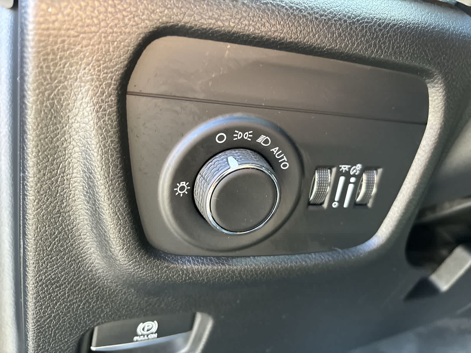 2024 Jeep Grand Cherokee L Laredo 9