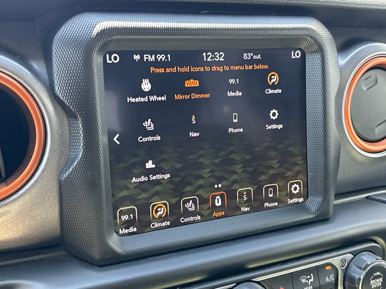 Thumbnail: 2022 Jeep Gladiator - 18