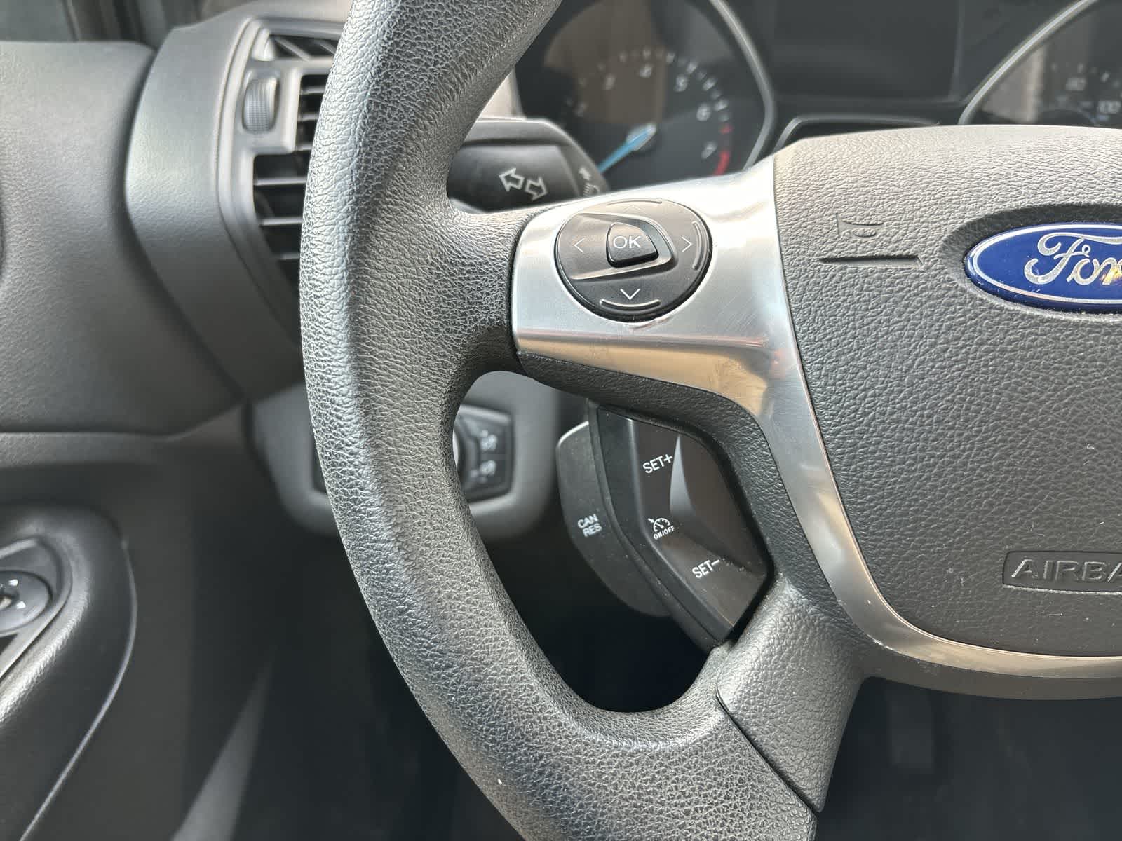 Thumbnail: 2016 Ford Escape - 9