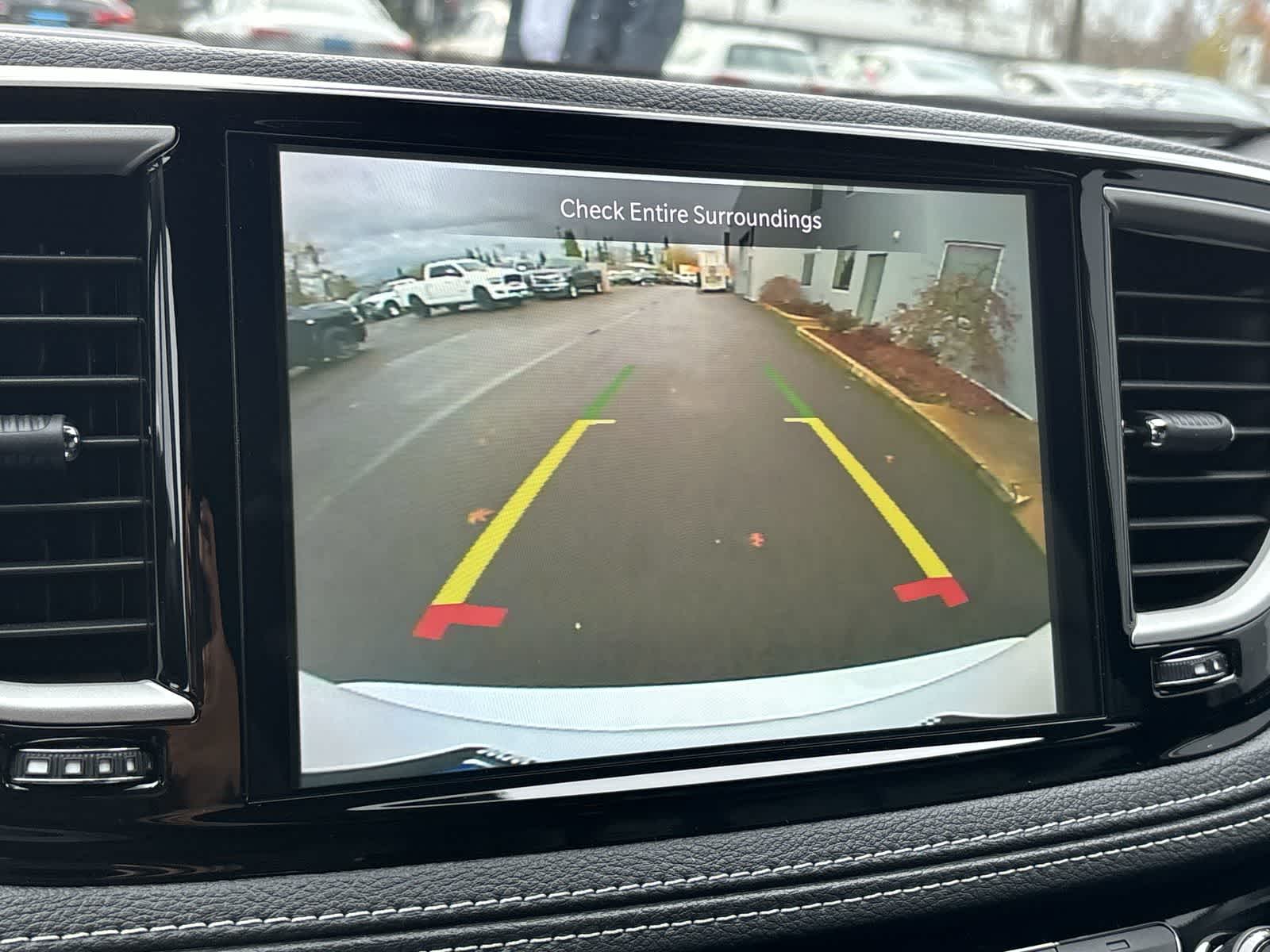 Thumbnail: 2026 Chrysler Pacifica - 23