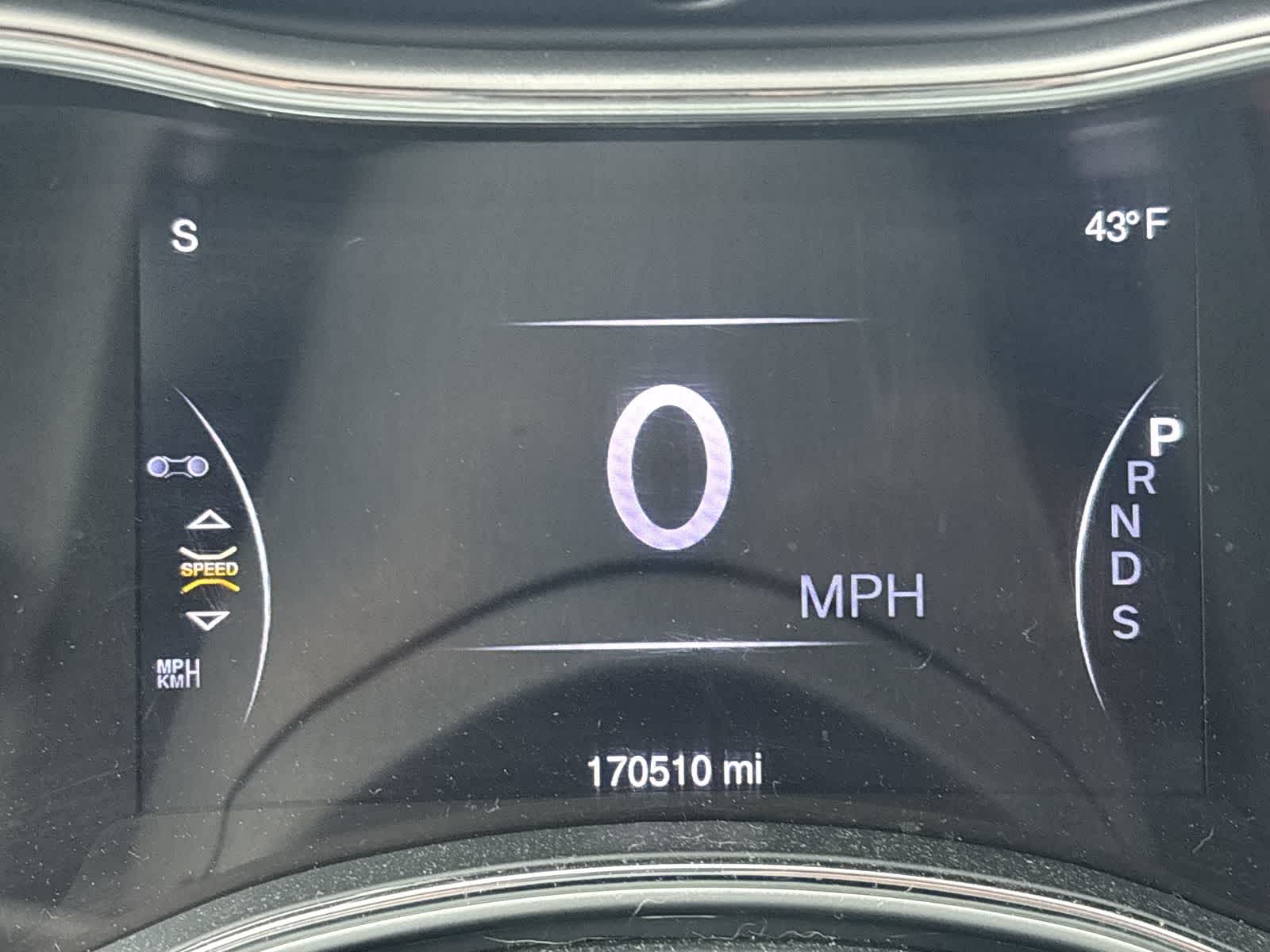 Thumbnail: 2015 Jeep Grand Cherokee - 9