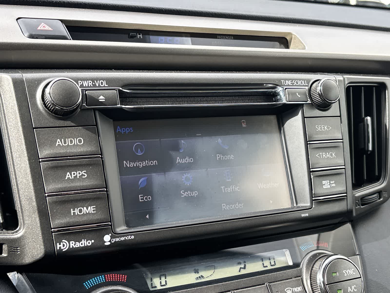Thumbnail: 2014 Toyota RAV4 - 16