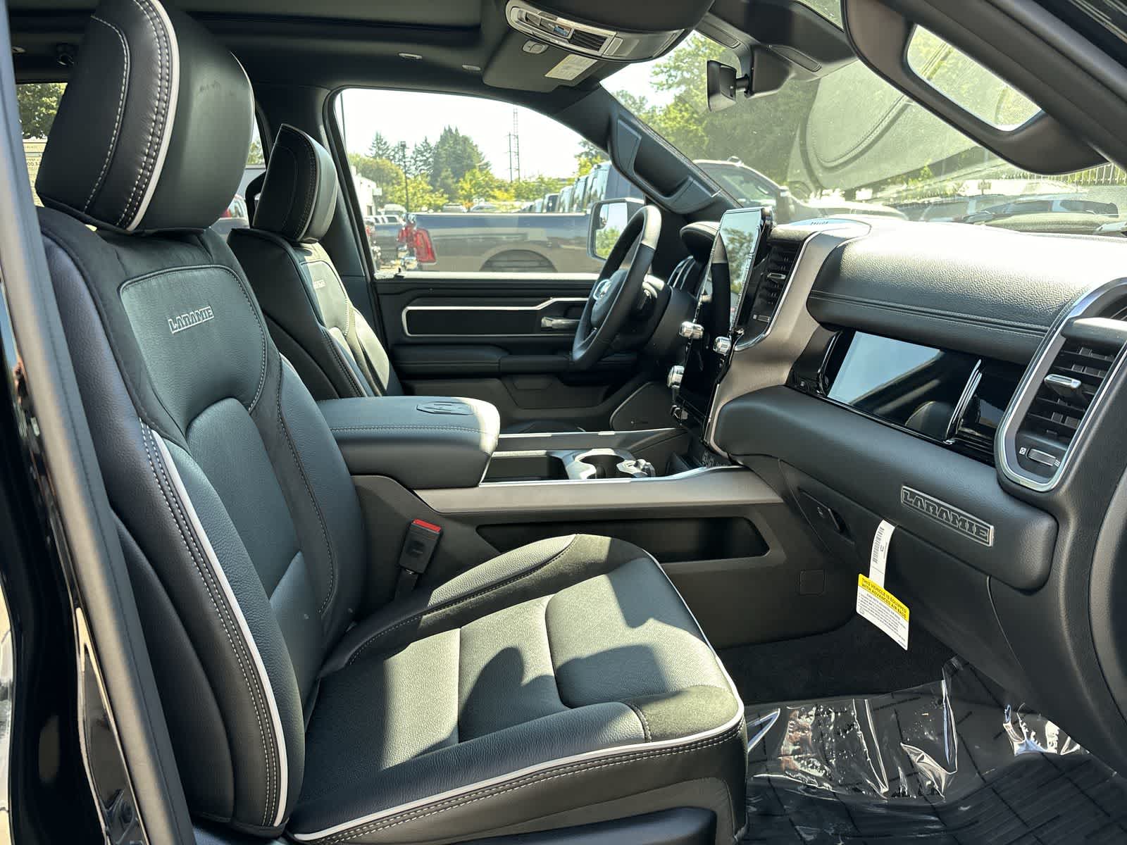 Thumbnail: 2026 RAM 1500 - 5