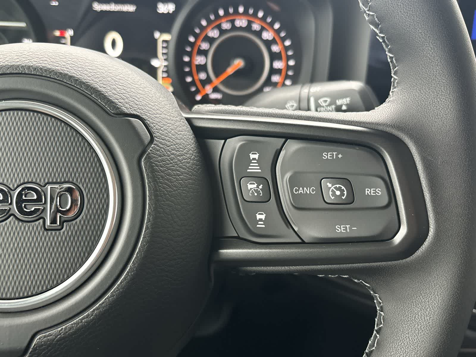 Thumbnail: 2026 Jeep Gladiator - 15