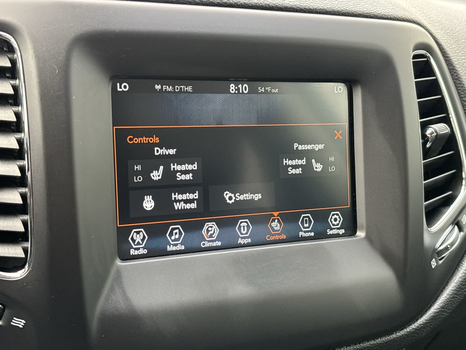 Thumbnail: 2019 Jeep Compass - 19