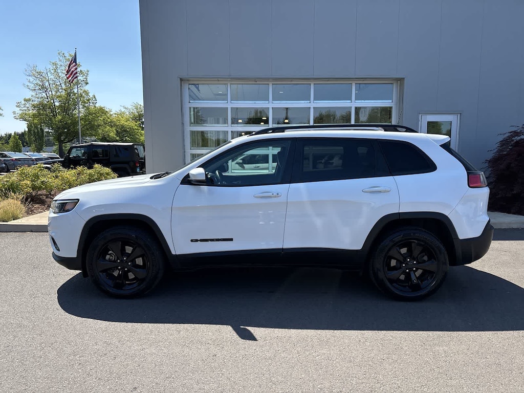 Used 2019 Jeep Cherokee Latitude Plus 4x4 SUV