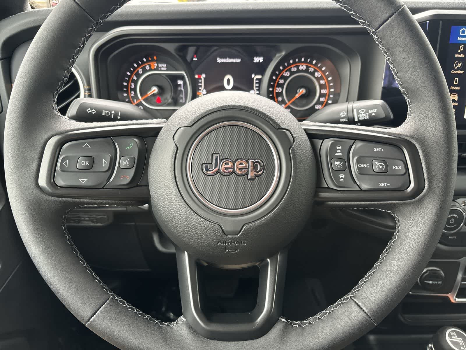 Thumbnail: 2026 Jeep Gladiator - 12