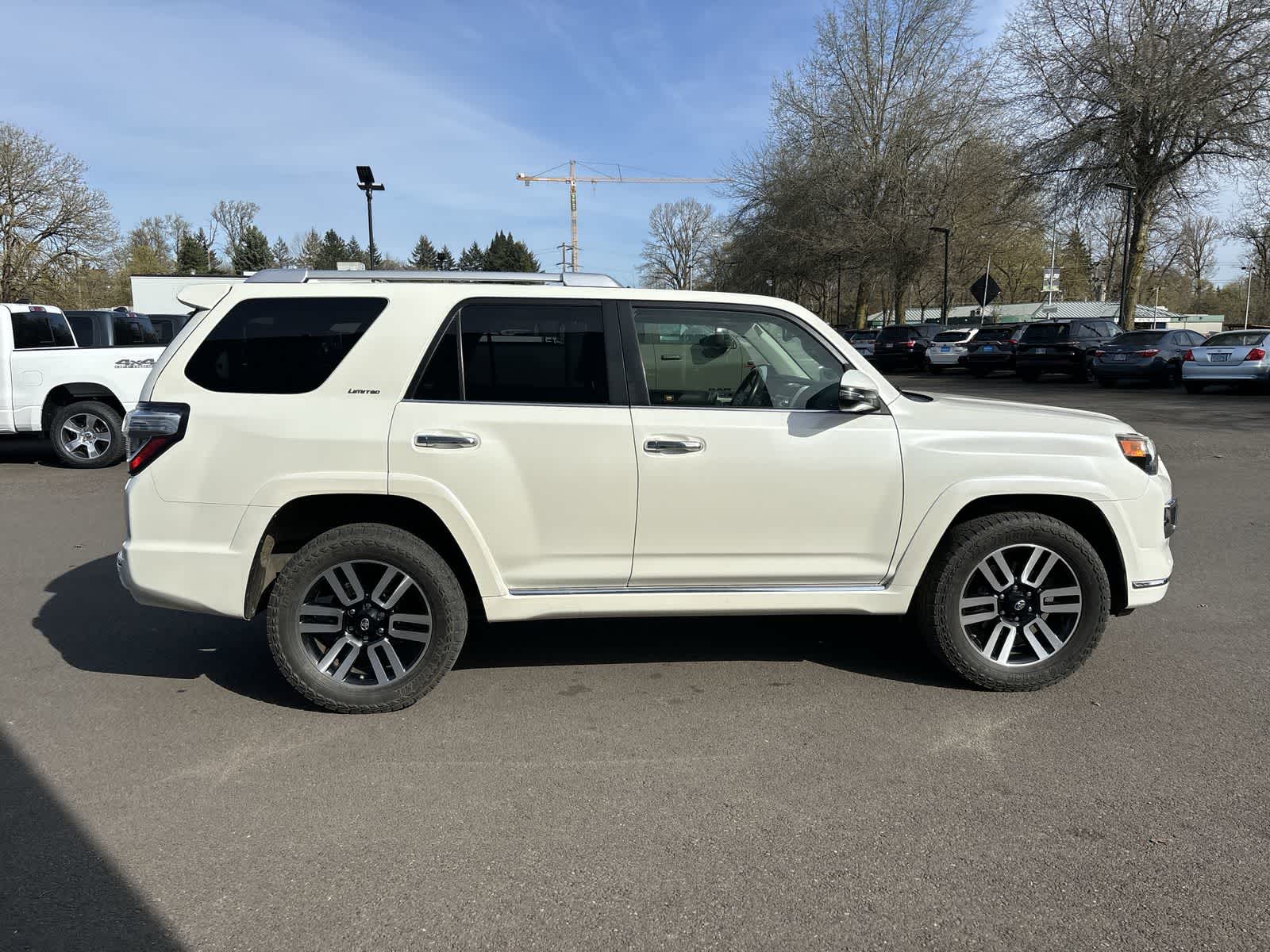 Thumbnail: 2015 Toyota 4Runner - 3