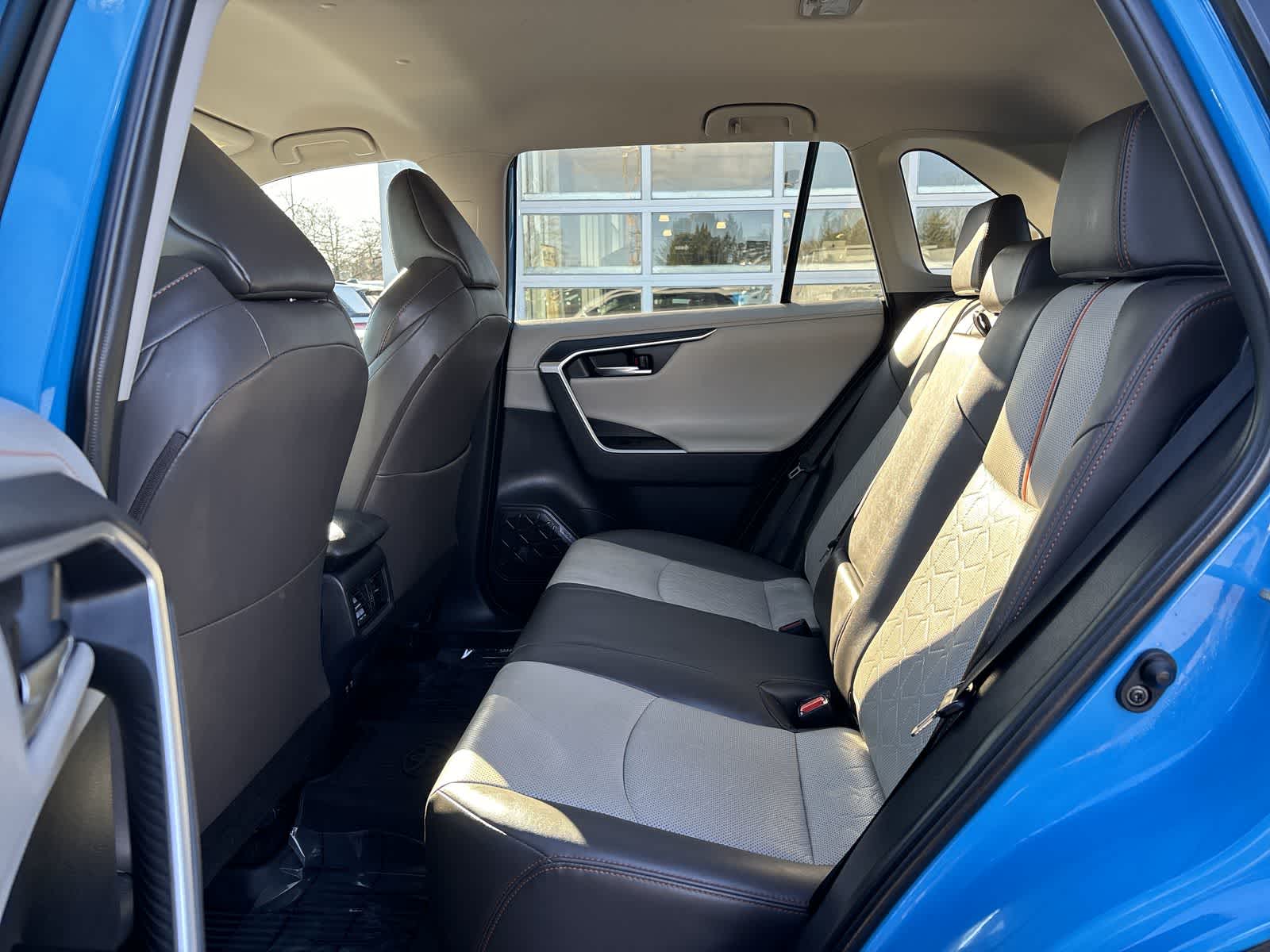 Thumbnail: 2019 Toyota RAV4 - 9