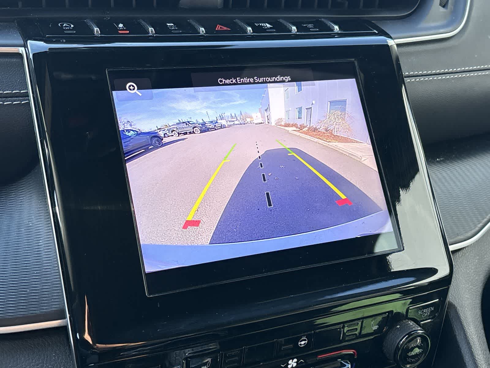 Thumbnail: 2023 Jeep Grand Cherokee - 16