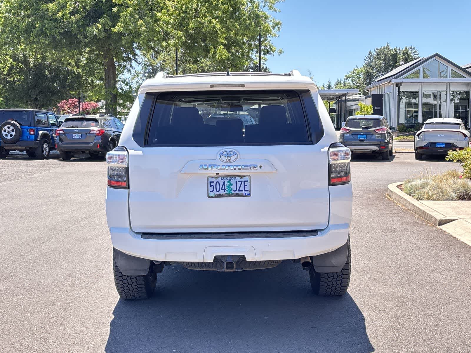 Thumbnail: 2017 Toyota 4Runner - 4