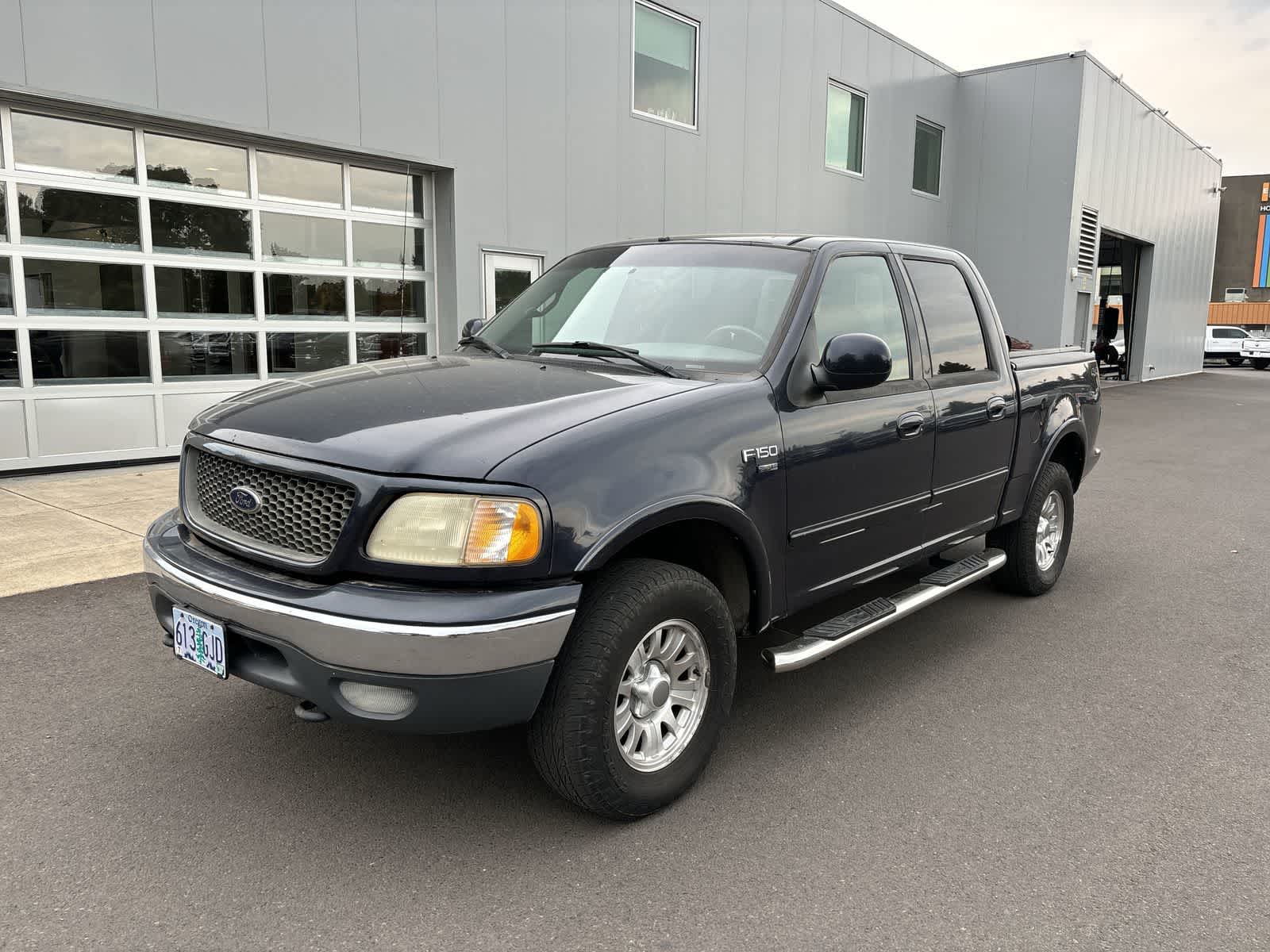 2001 Ford Econoline E-150 -
                  Eugene, OR