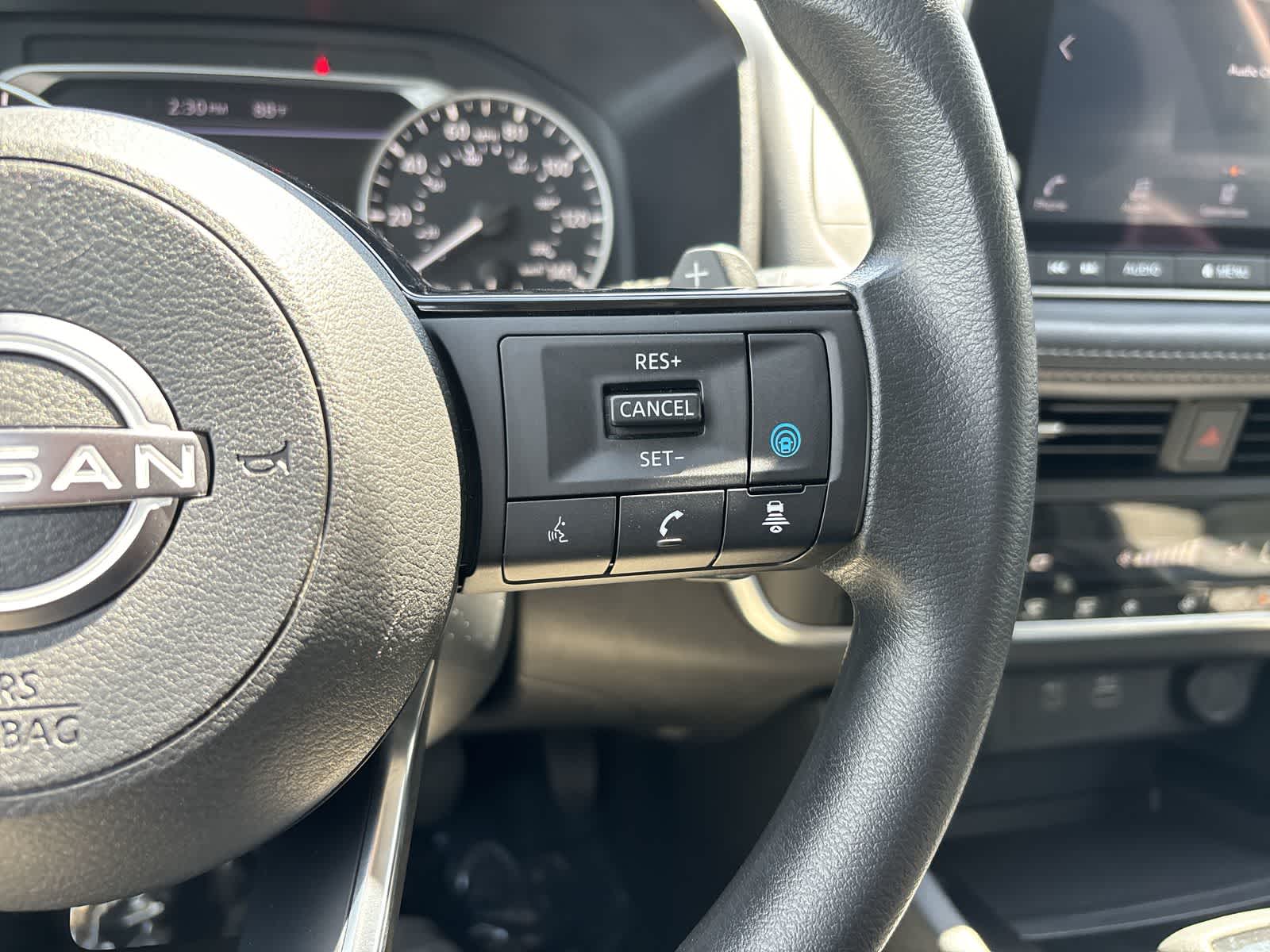 2023 Nissan Rogue SV 13
