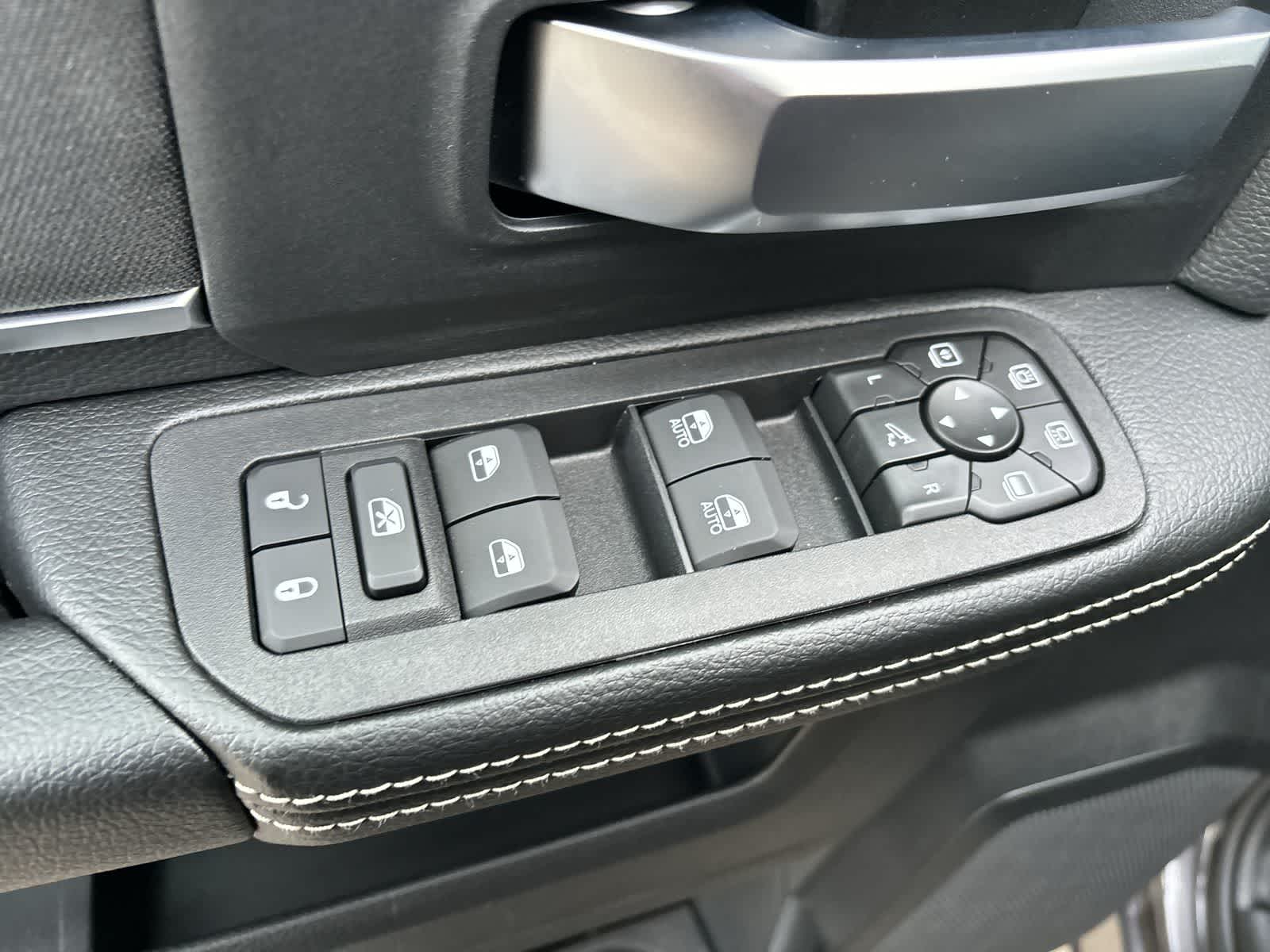 Thumbnail: 2026 RAM 3500 - 10