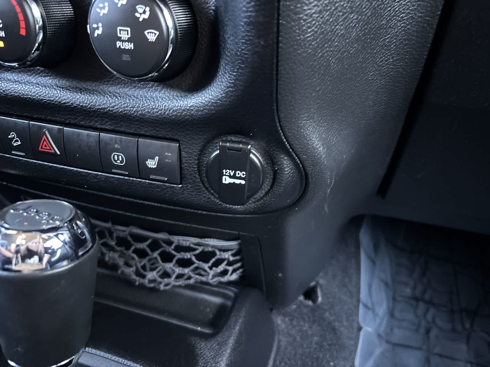 Thumbnail: 2014 Jeep Wrangler - 23