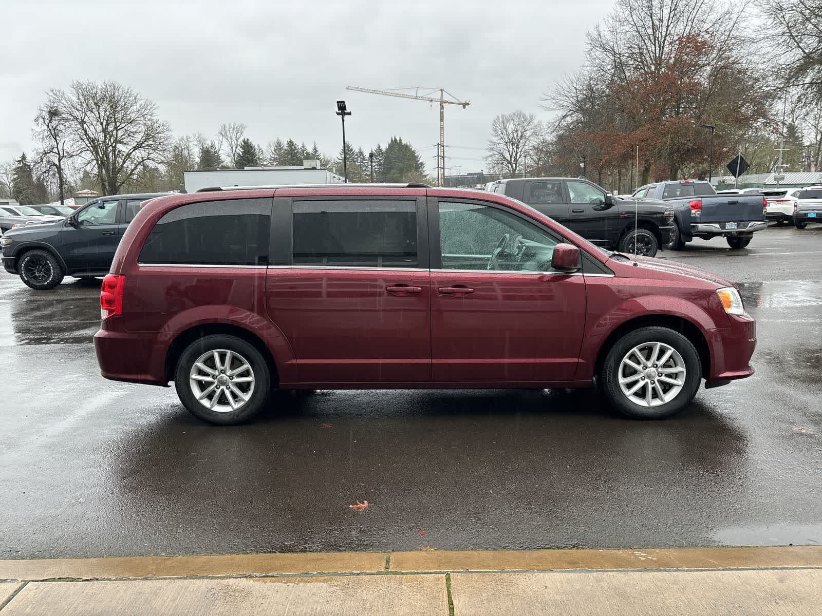 Thumbnail: 2019 Dodge Grand Caravan - 5