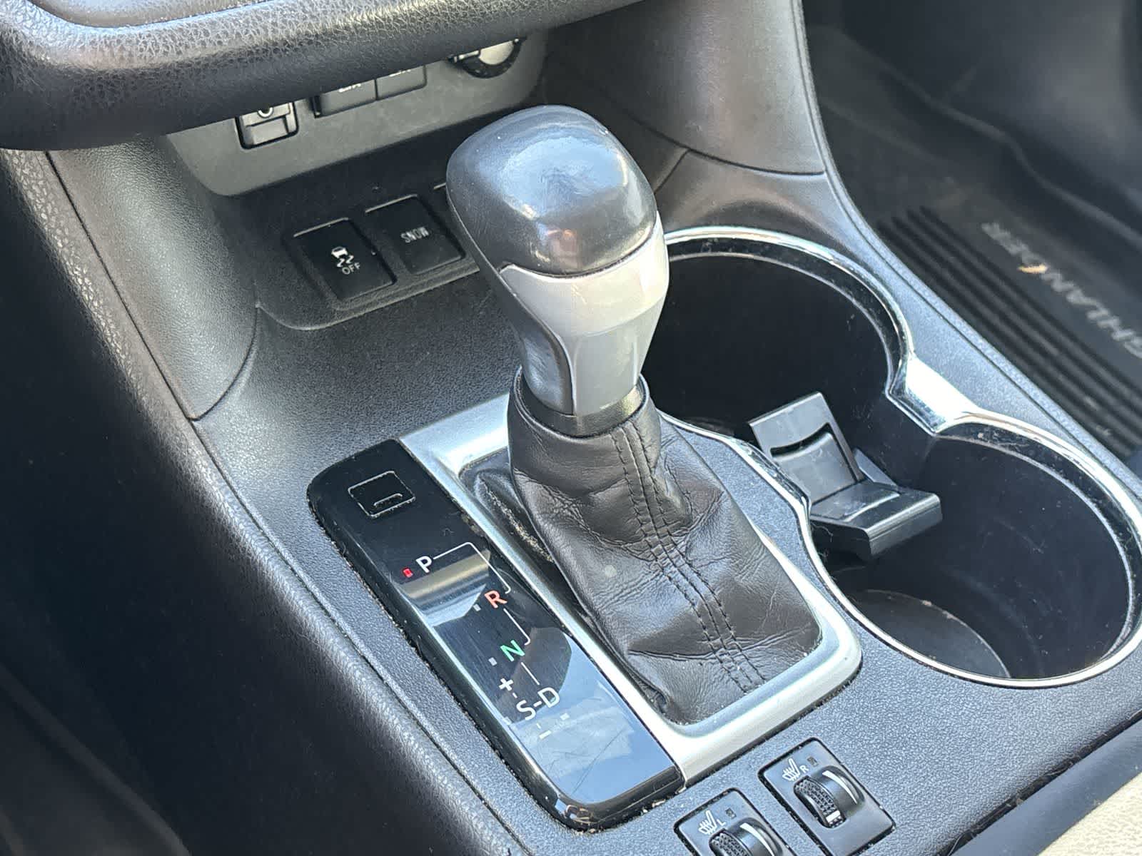 Thumbnail: 2017 Toyota Highlander - 26