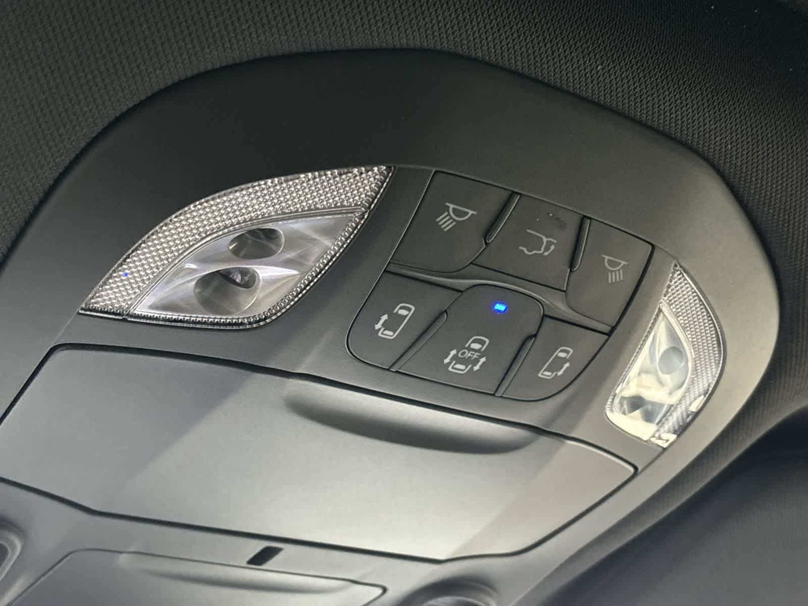 Thumbnail: 2026 Chrysler Pacifica - 29