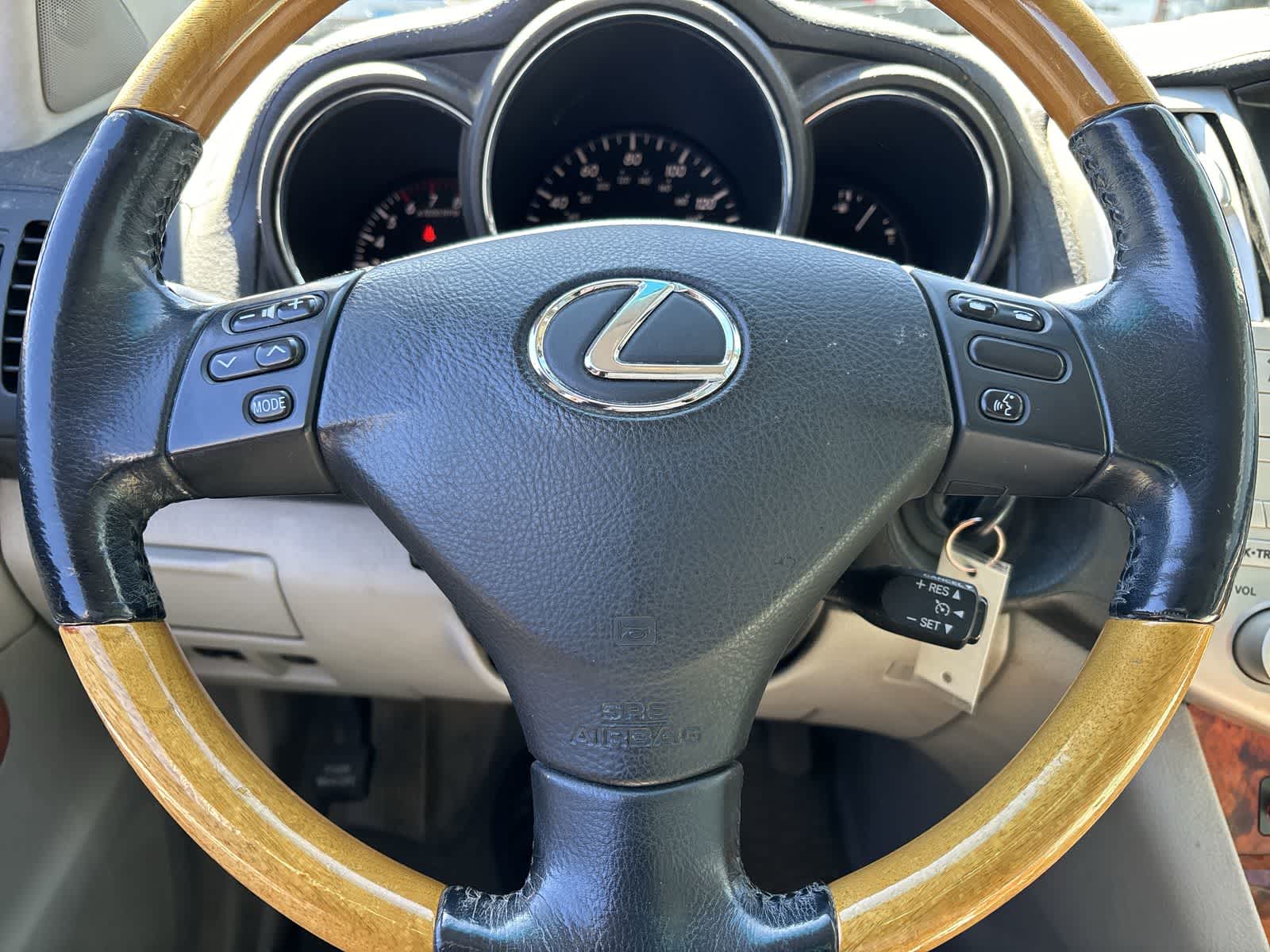 Thumbnail: 2006 Lexus RX - 8