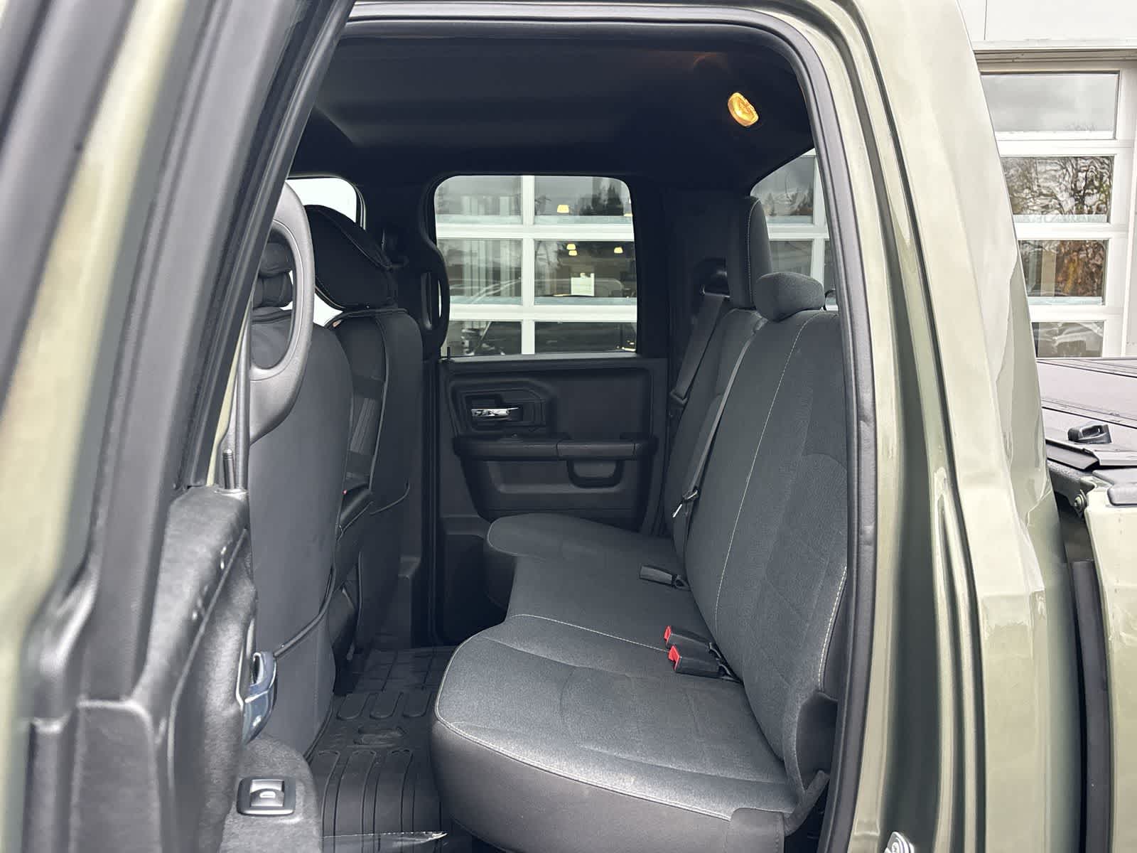 Thumbnail: 2021 RAM 1500 Classic - 11