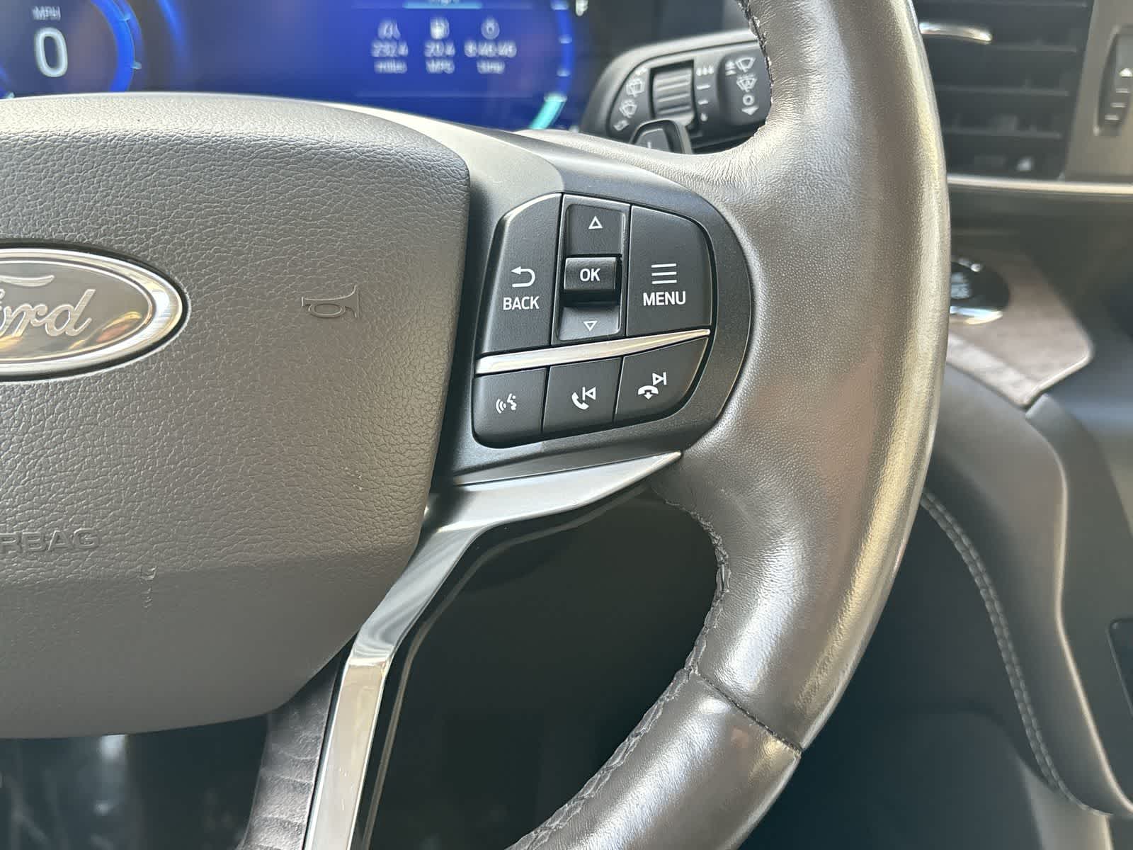 Thumbnail: 2020 Ford Explorer - 16