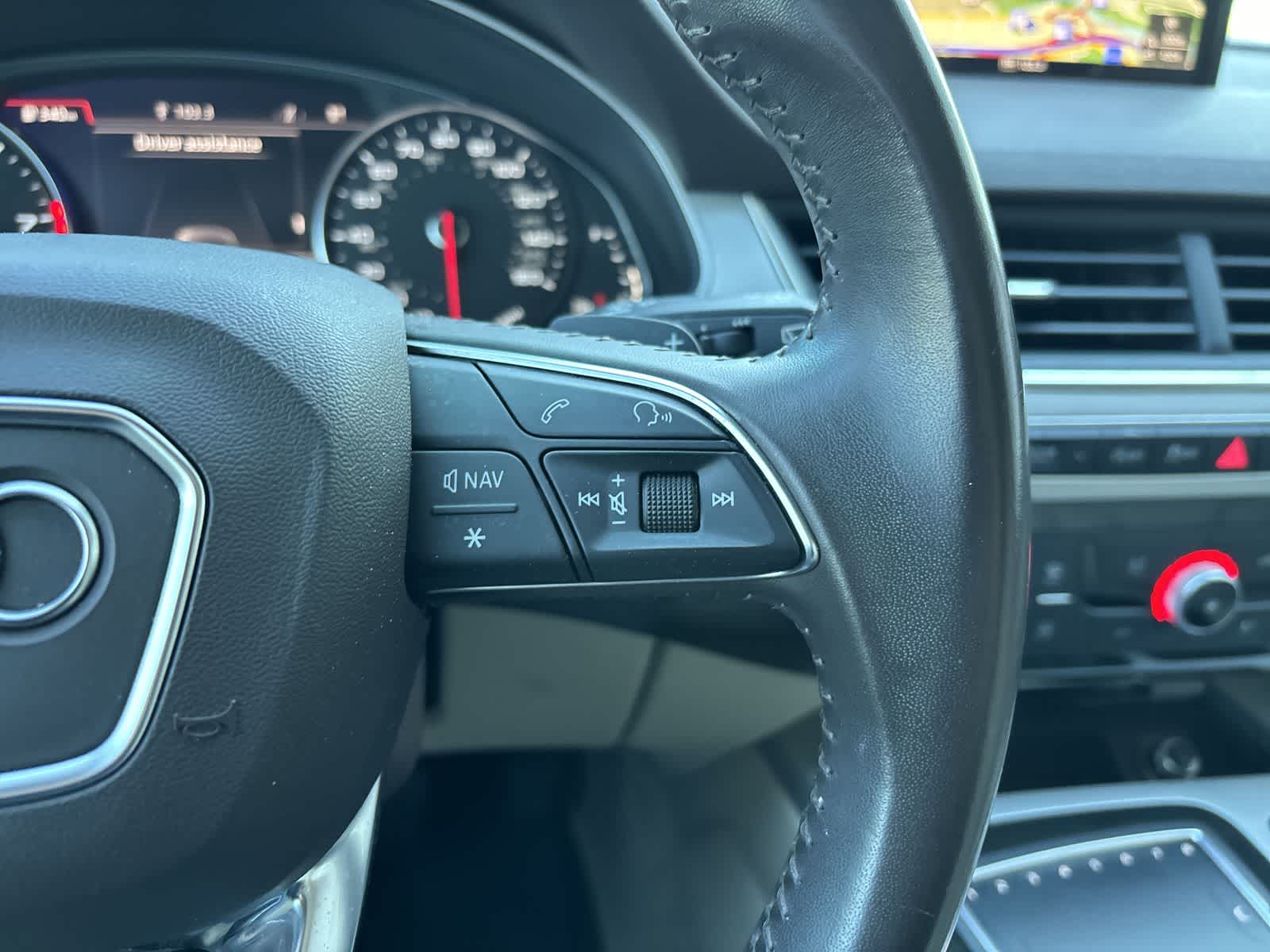 Thumbnail: 2019 Audi Q7 - 10