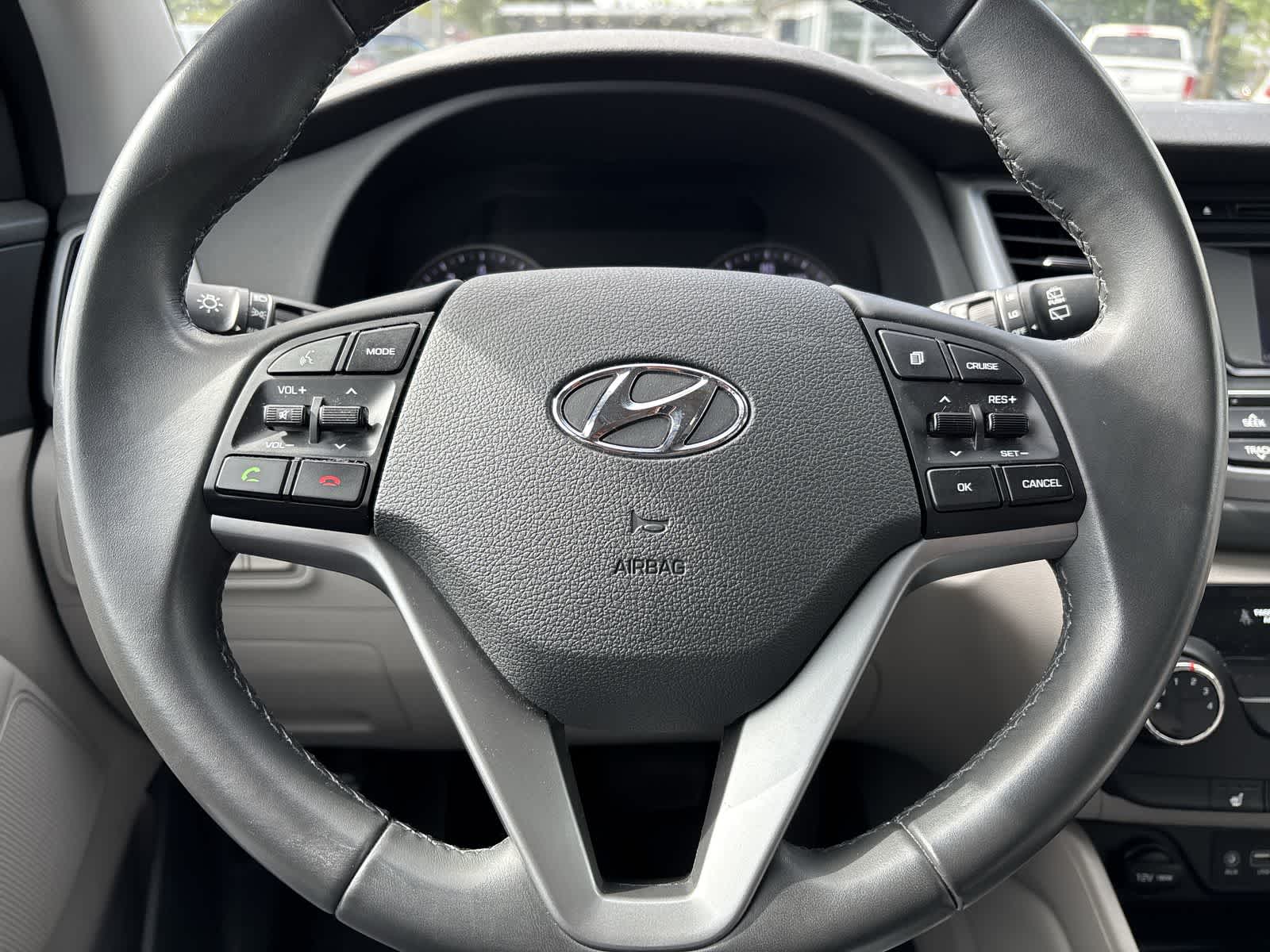 Thumbnail: 2017 Hyundai Tucson - 9