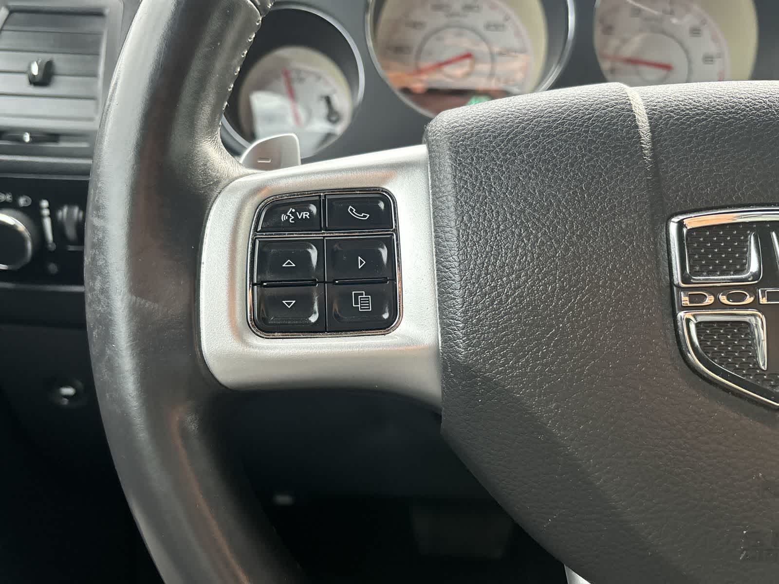 Thumbnail: 2013 Dodge Challenger - 13