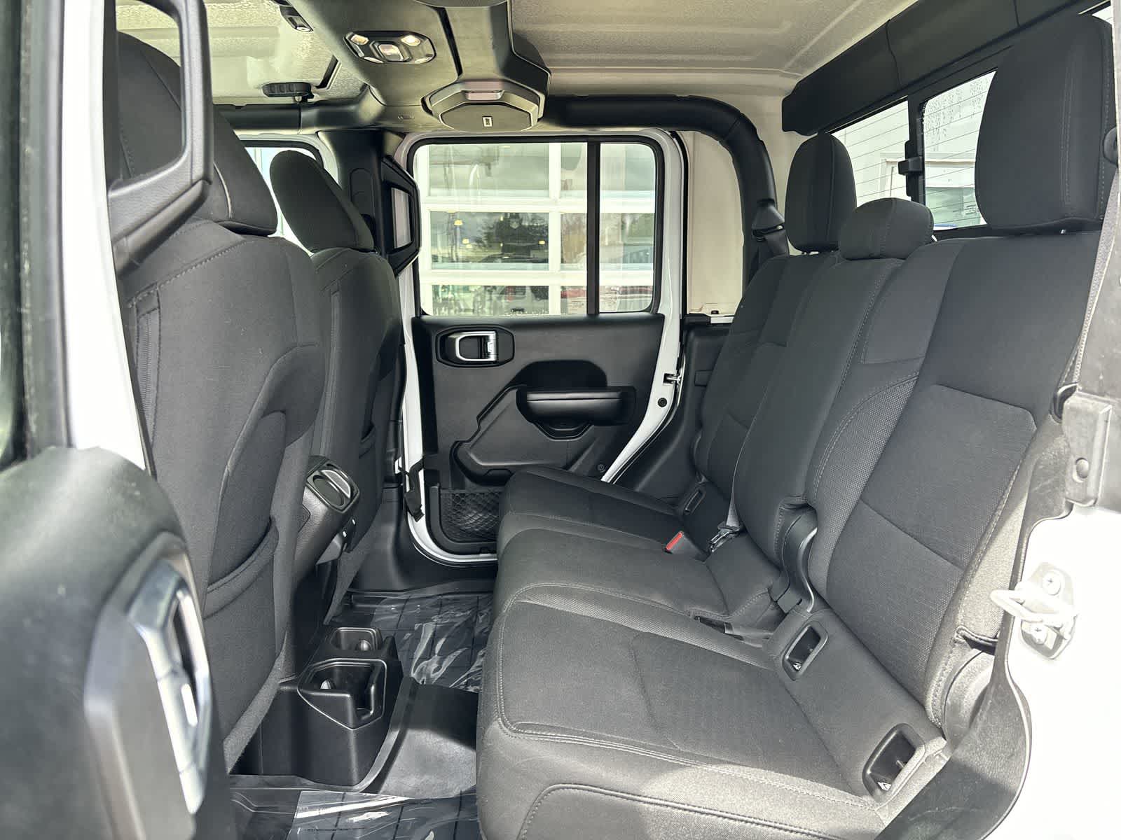 Thumbnail: 2020 Jeep Gladiator - 8