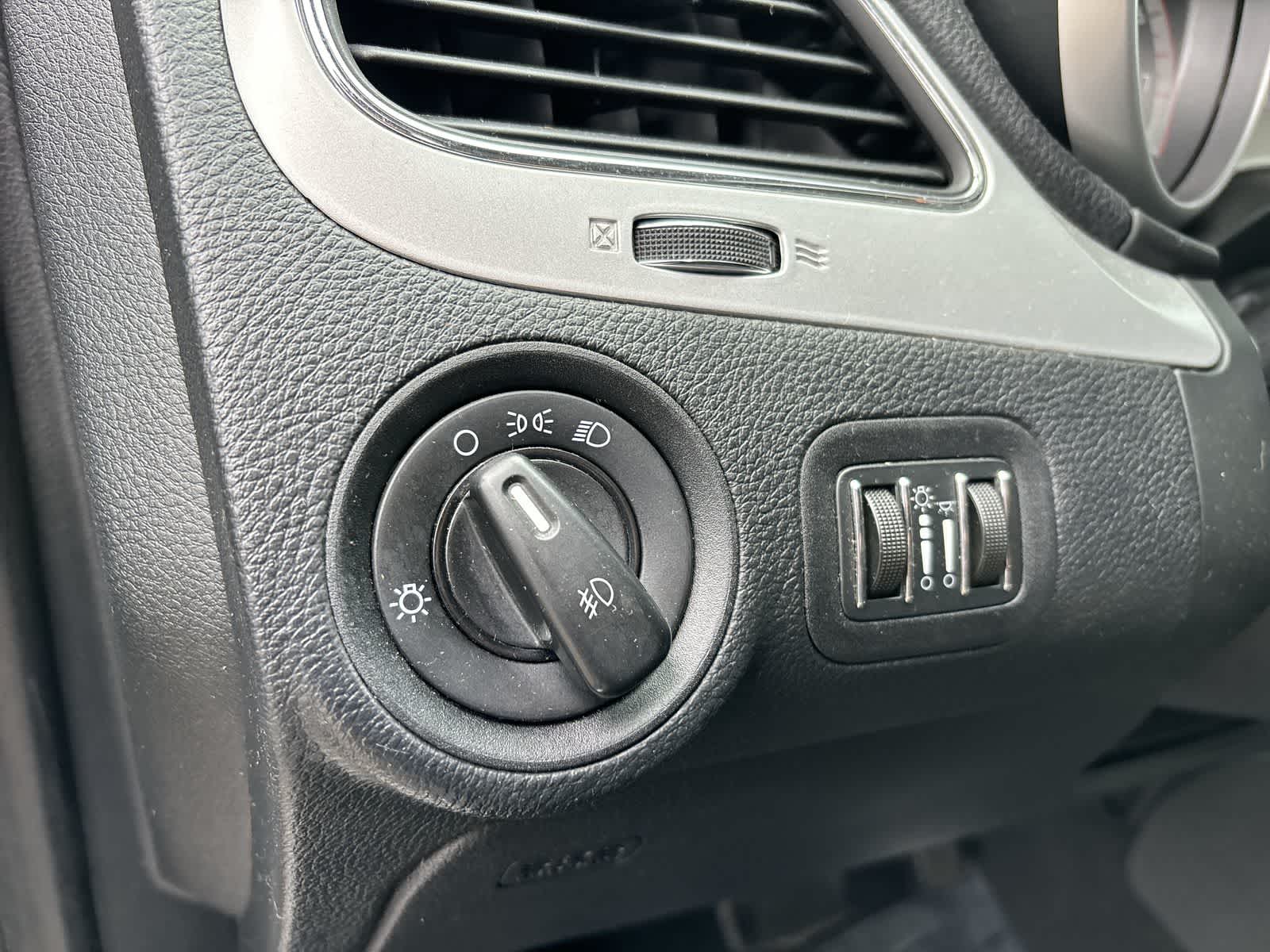 Thumbnail: 2011 Dodge Journey - 11