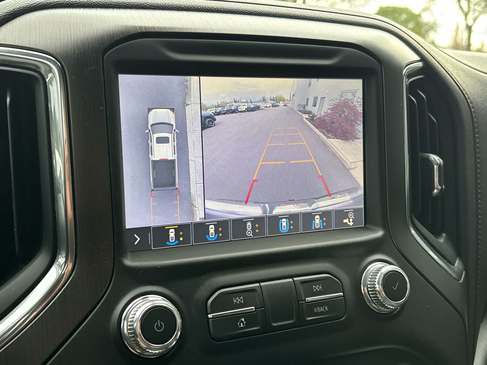 Thumbnail: 2019 GMC Sierra 1500 - 17