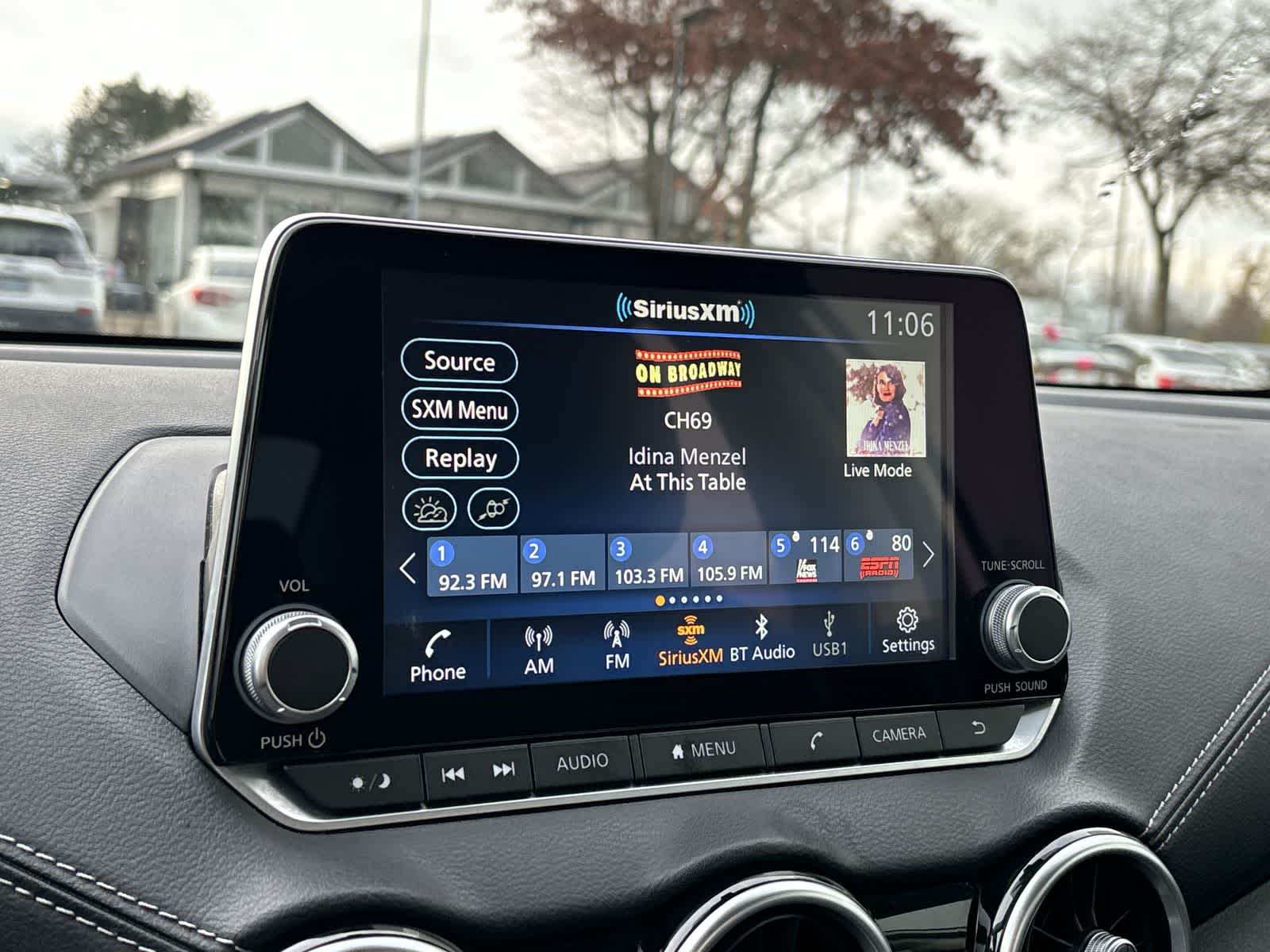 Thumbnail: 2023 Nissan Sentra - 18