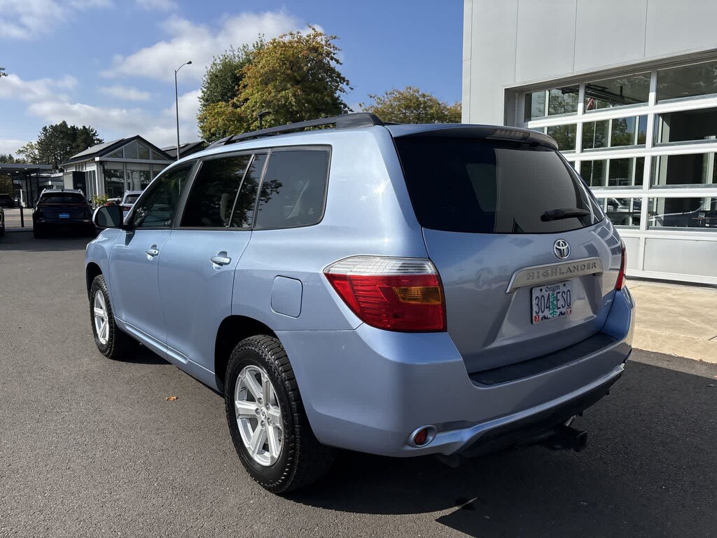 Used 2010 Toyota Highlander Base V6 SUV