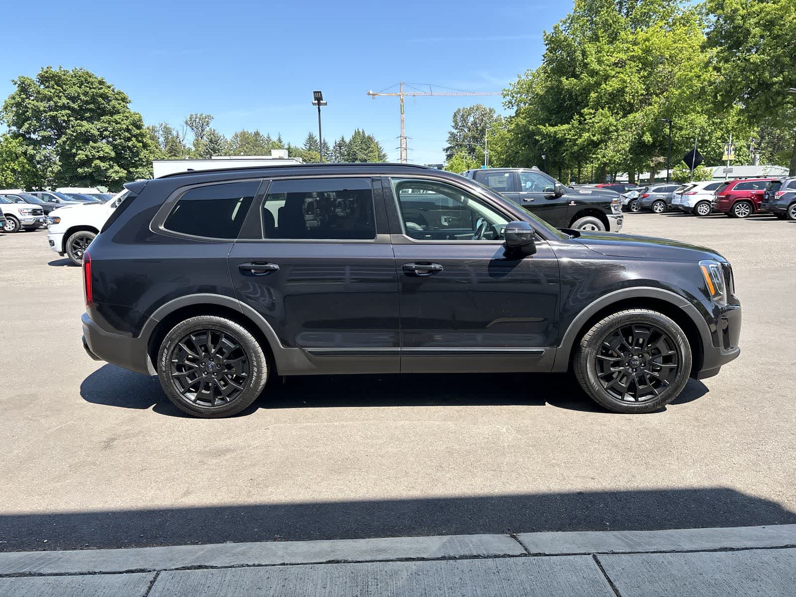 Thumbnail: 2021 Kia Telluride - 3