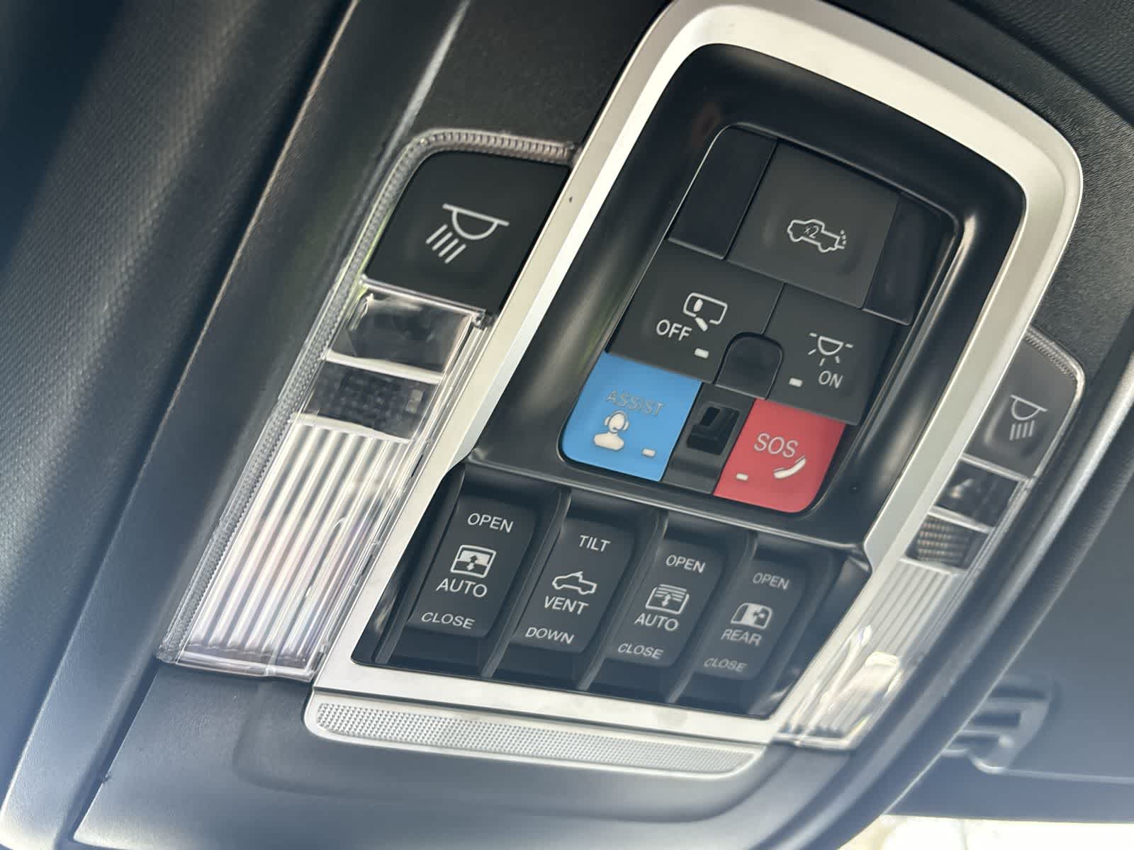 Thumbnail: 2025 RAM 1500 - 21