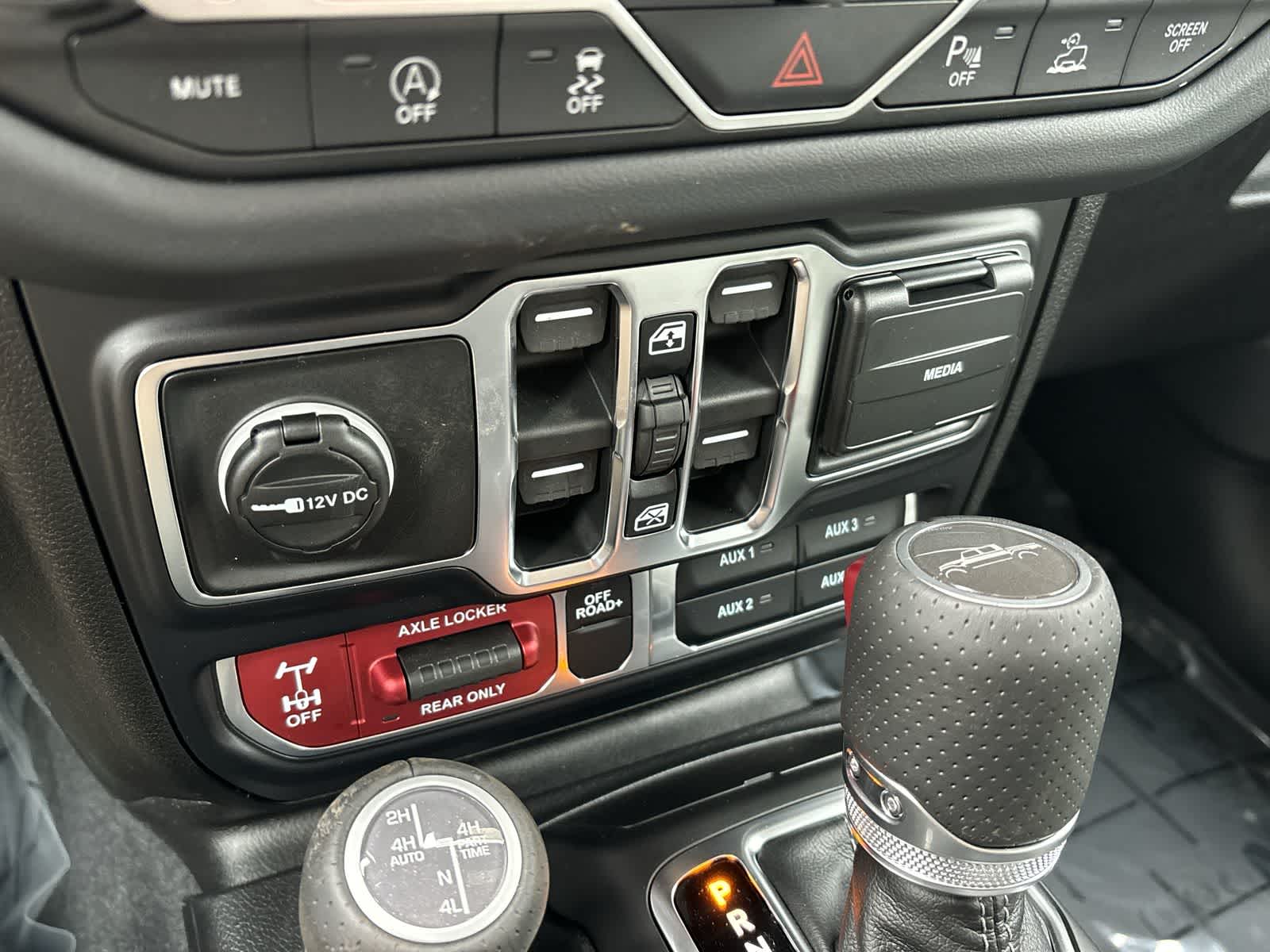 Thumbnail: 2026 Jeep Gladiator - 26