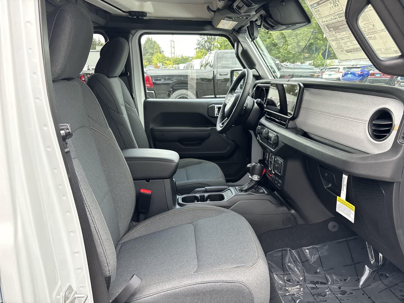 Thumbnail: 2025 Jeep Wrangler - 5